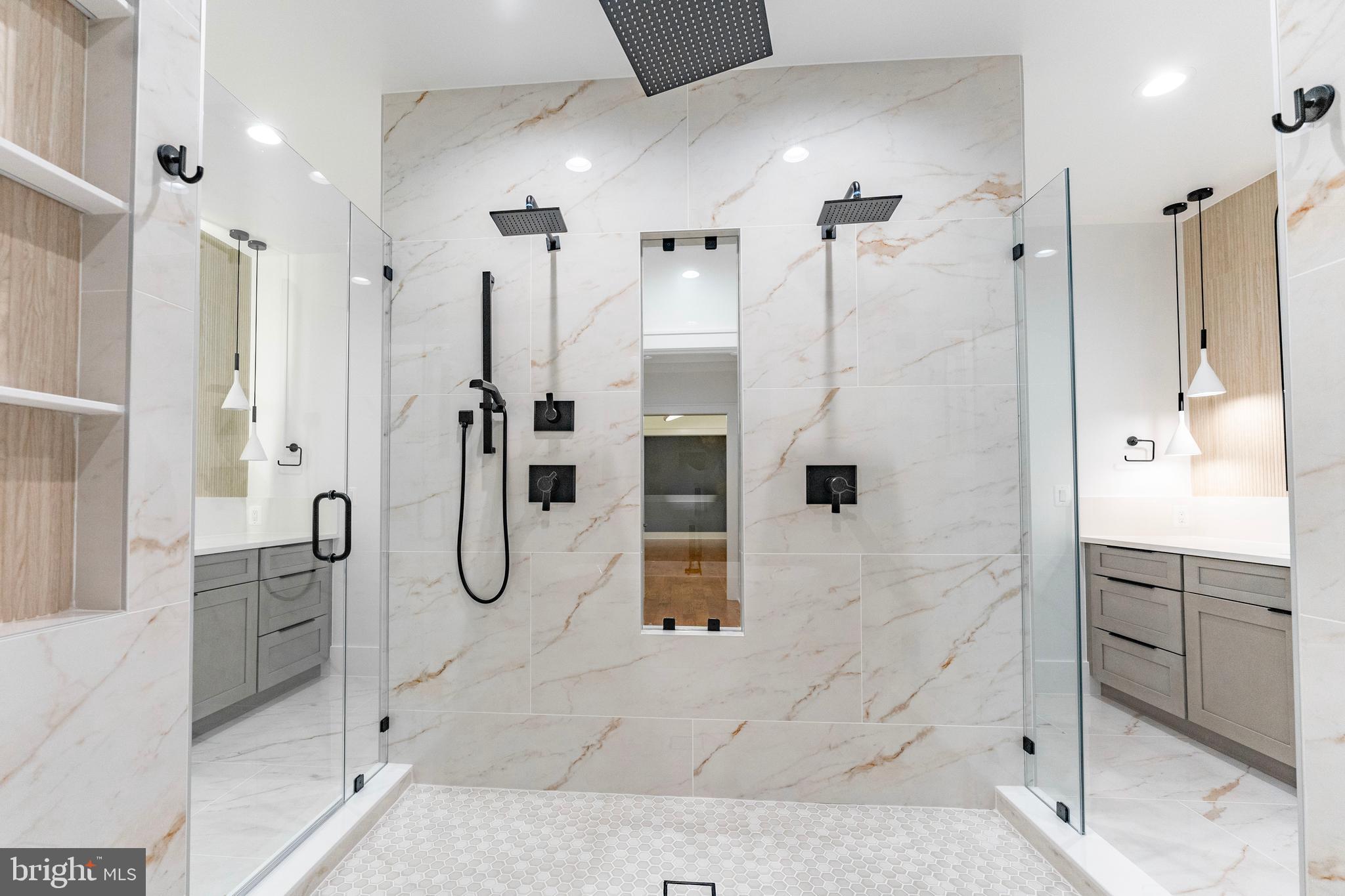 WESTWOOD MANOR - Residential