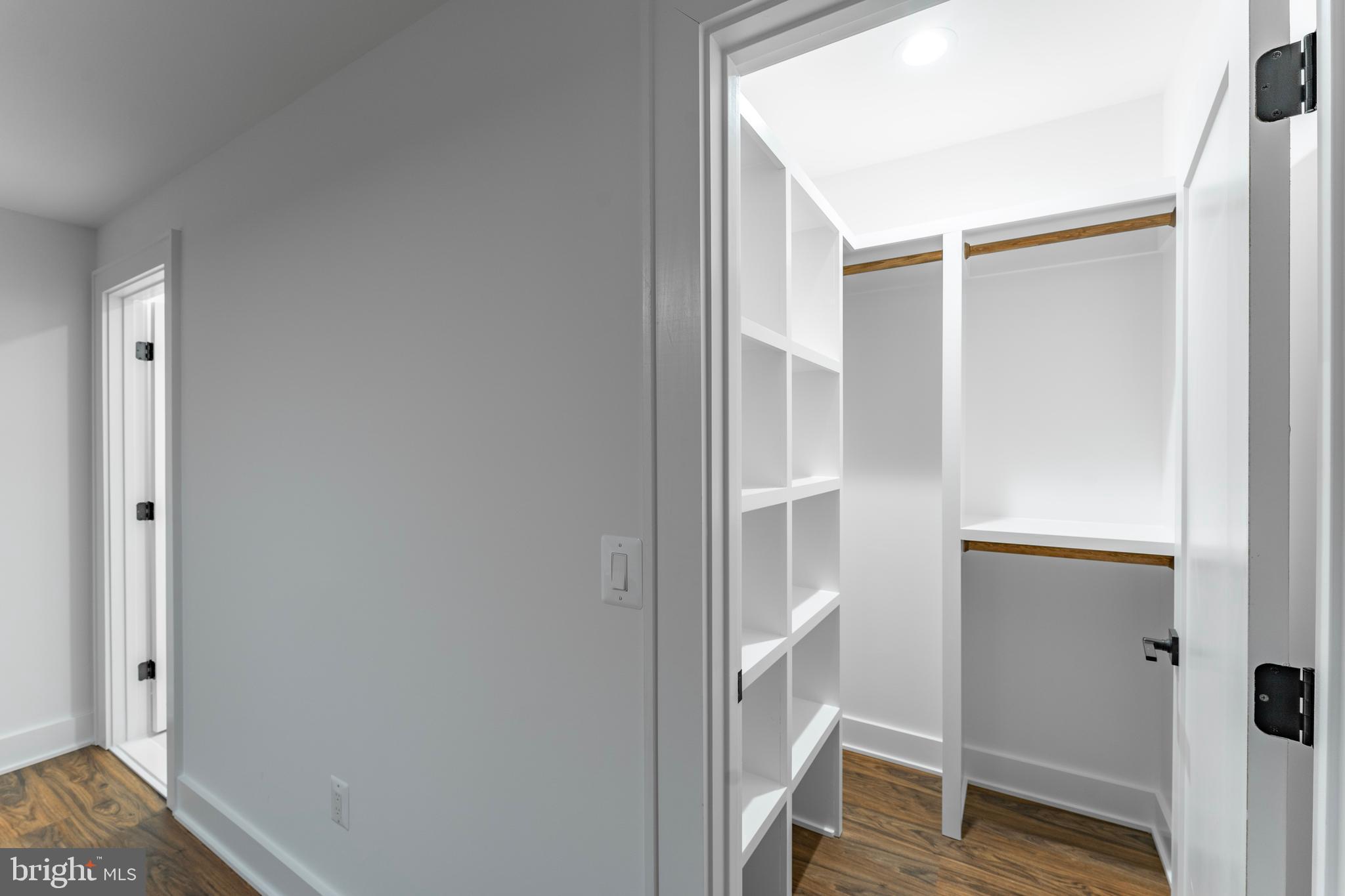 WESTWOOD MANOR - Residential