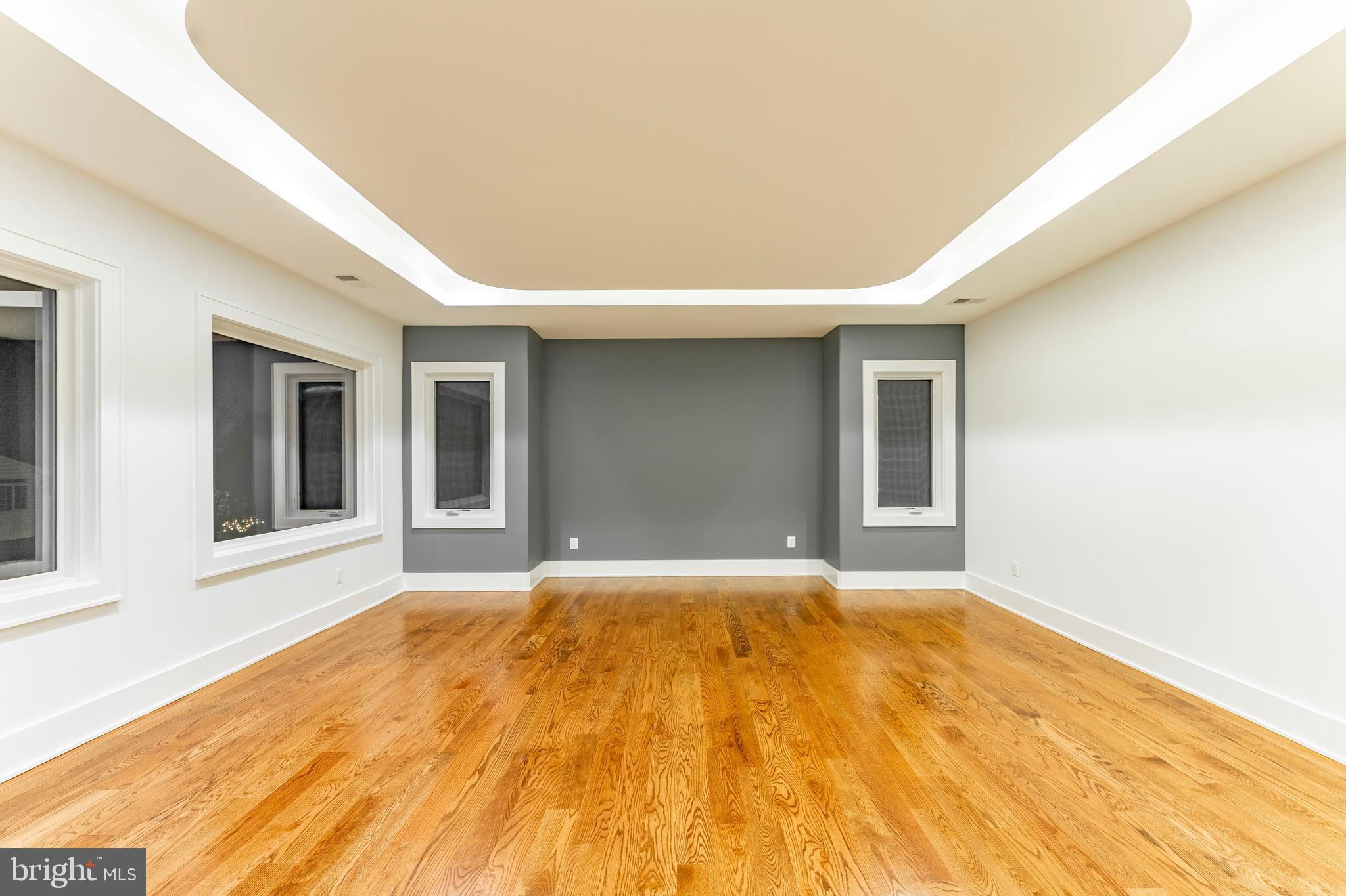 WESTWOOD MANOR - Residential