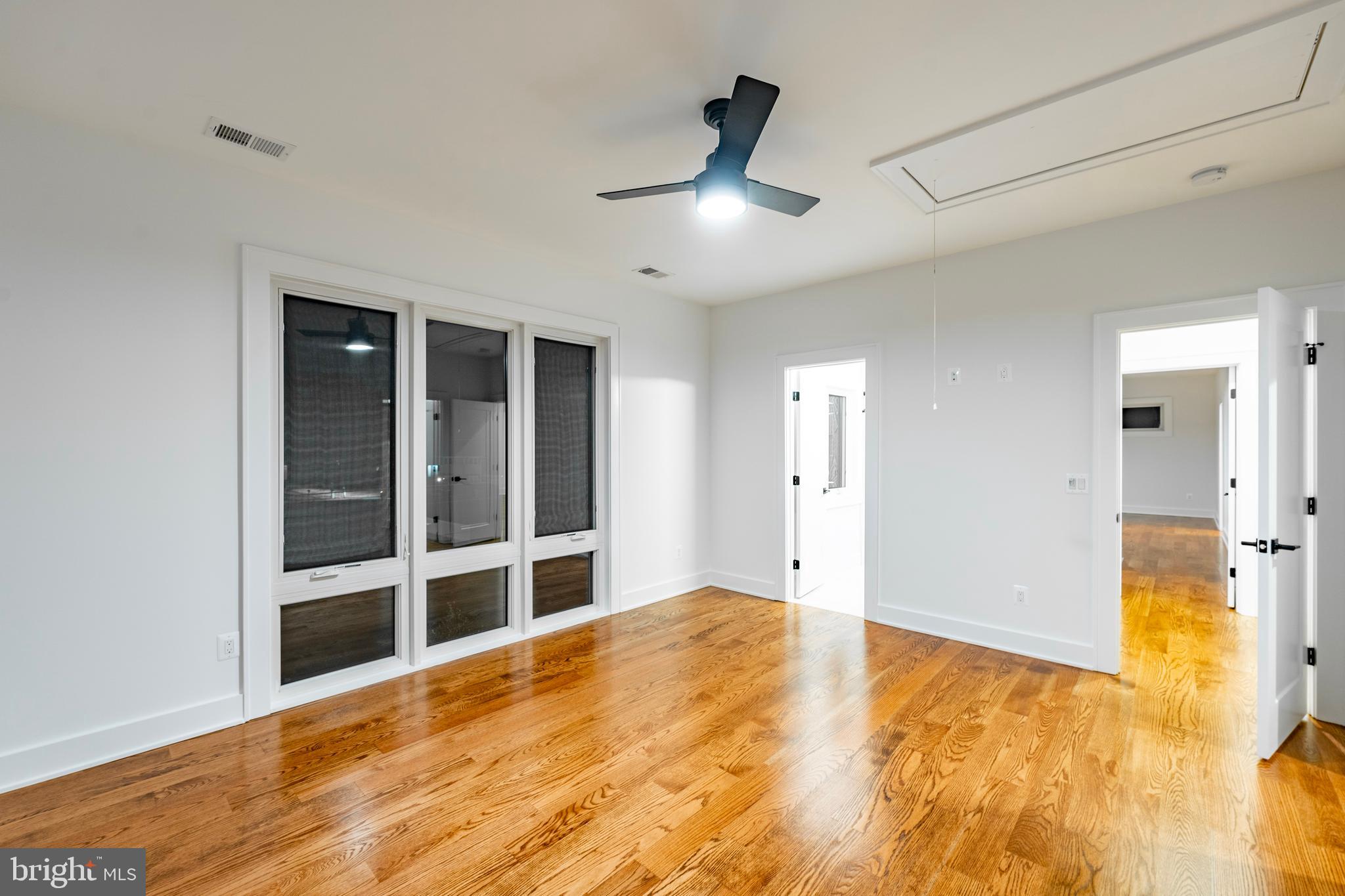 WESTWOOD MANOR - Residential