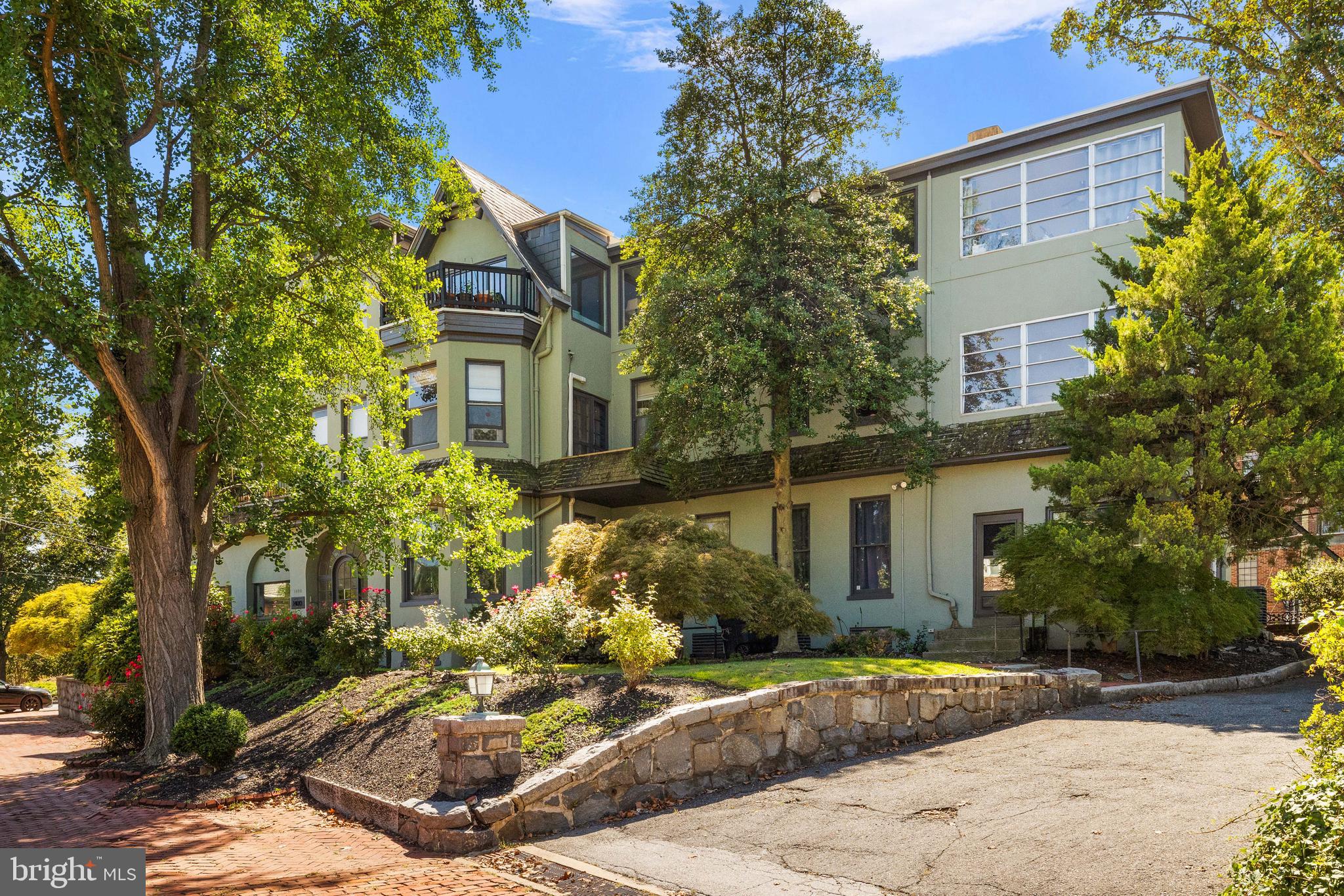 1400 & 1408 DELAWARE AVENUE