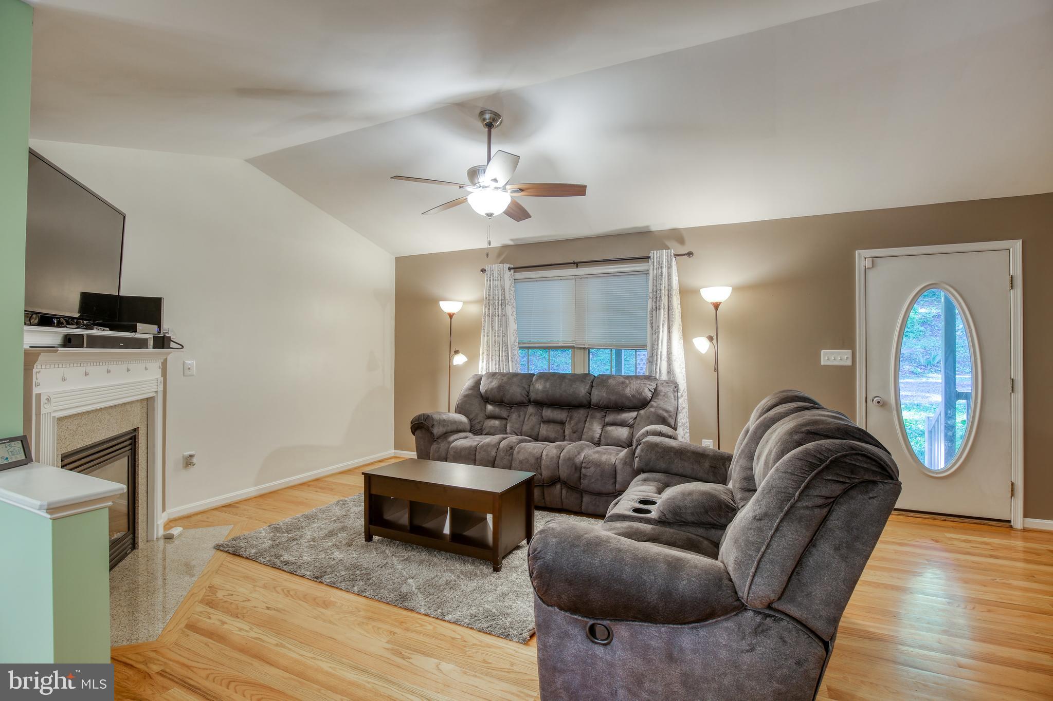 BLUE MOUNTAIN - Residential