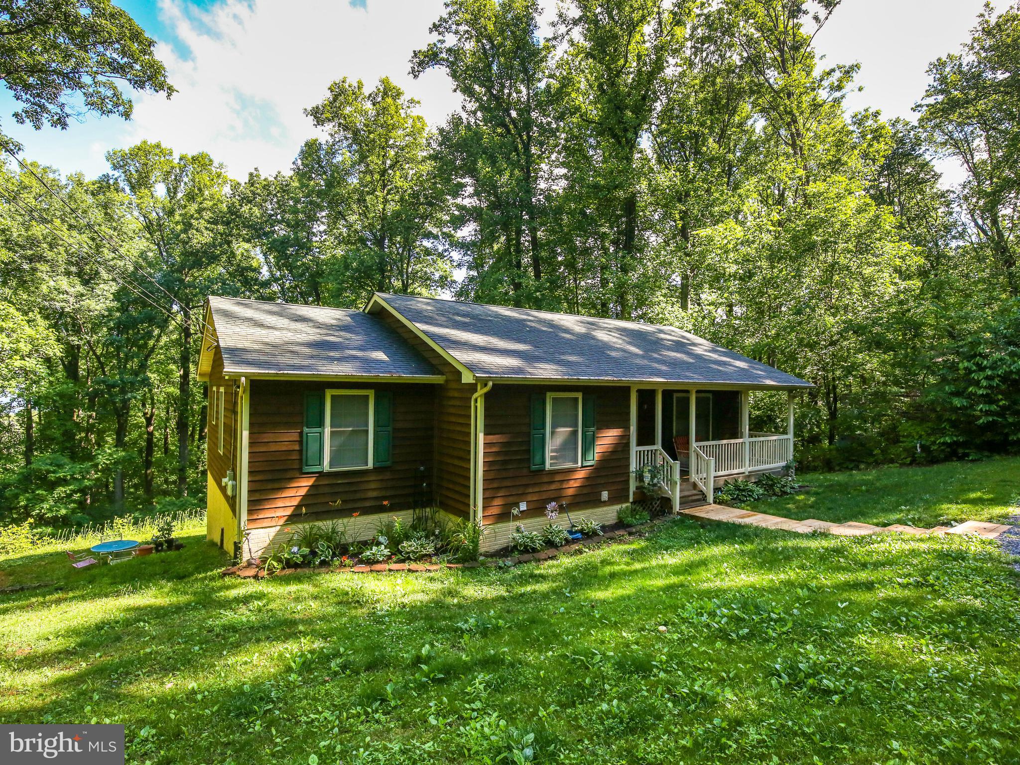 BLUE MOUNTAIN - Residential