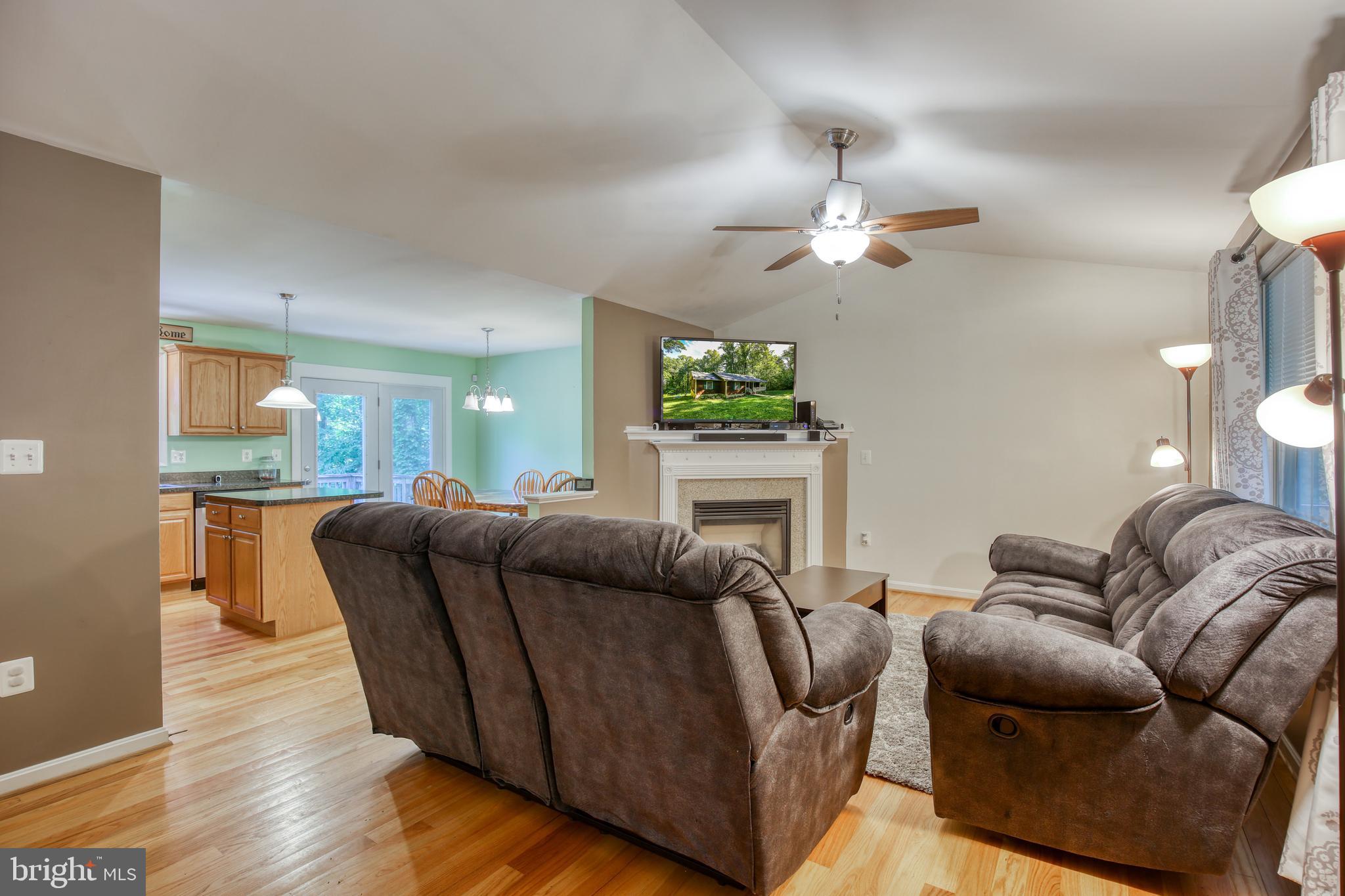 BLUE MOUNTAIN - Residential