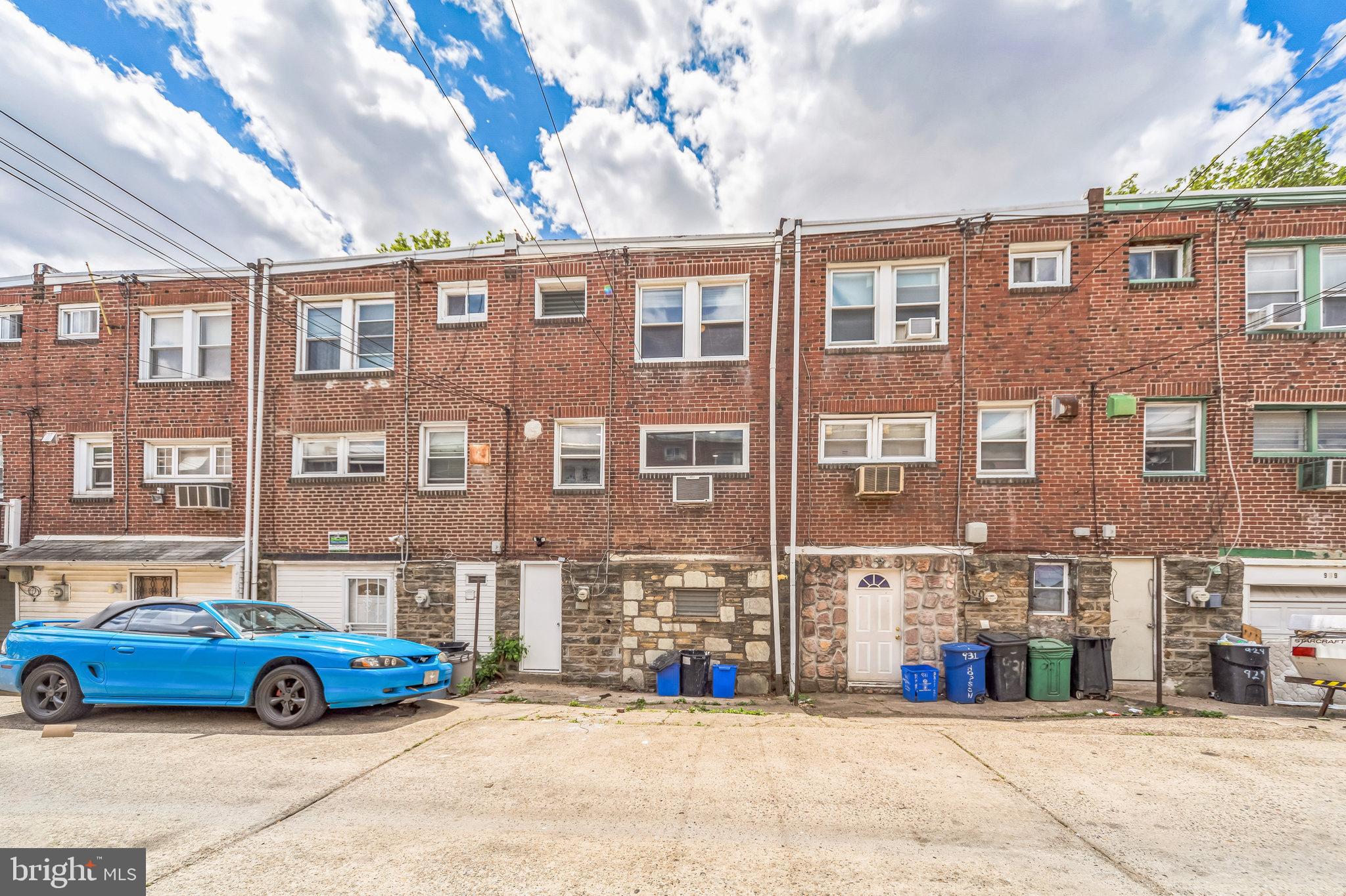 OXFORD CIRCLE - Residential