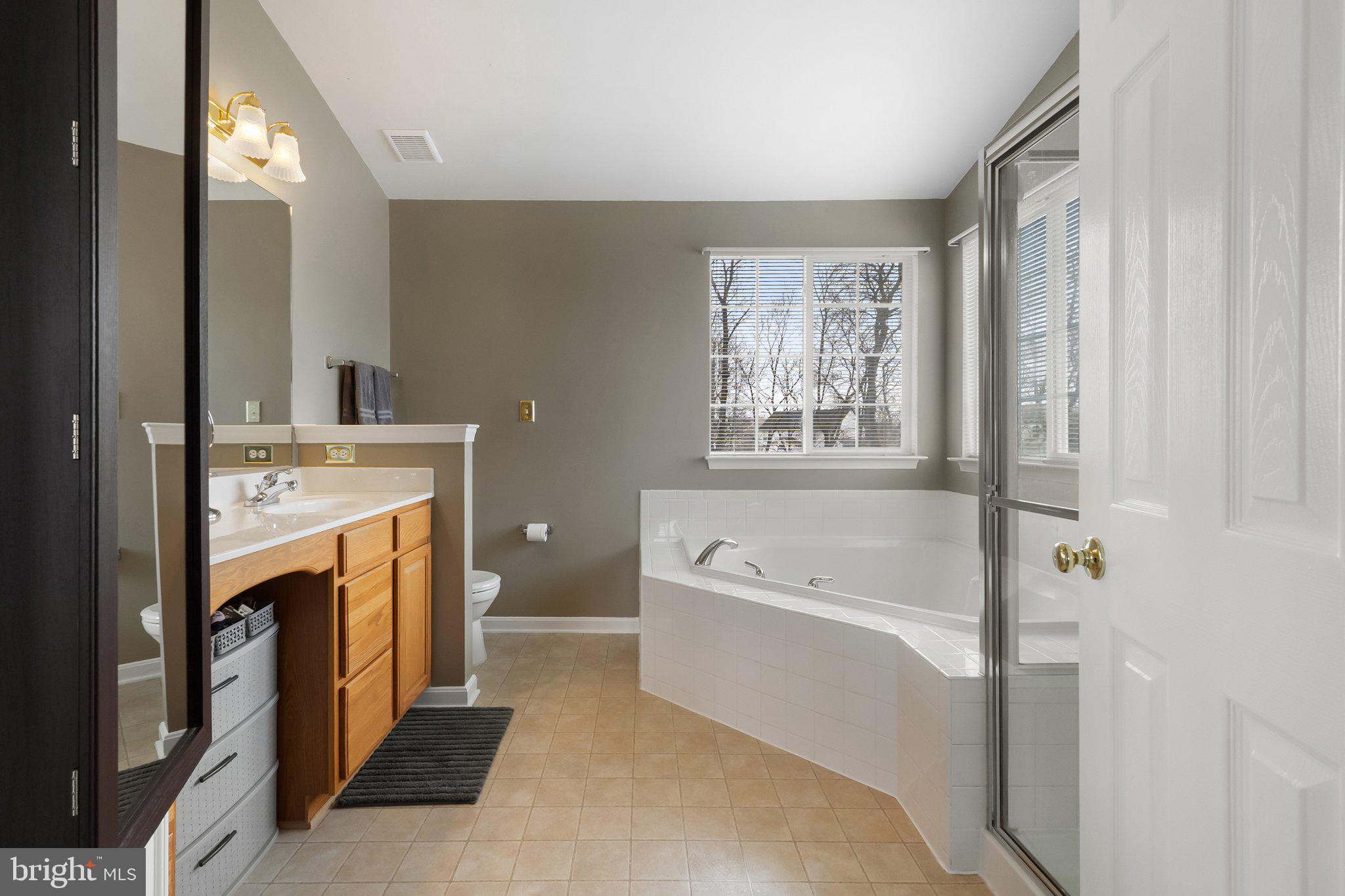 LOCUST HILL - Residential