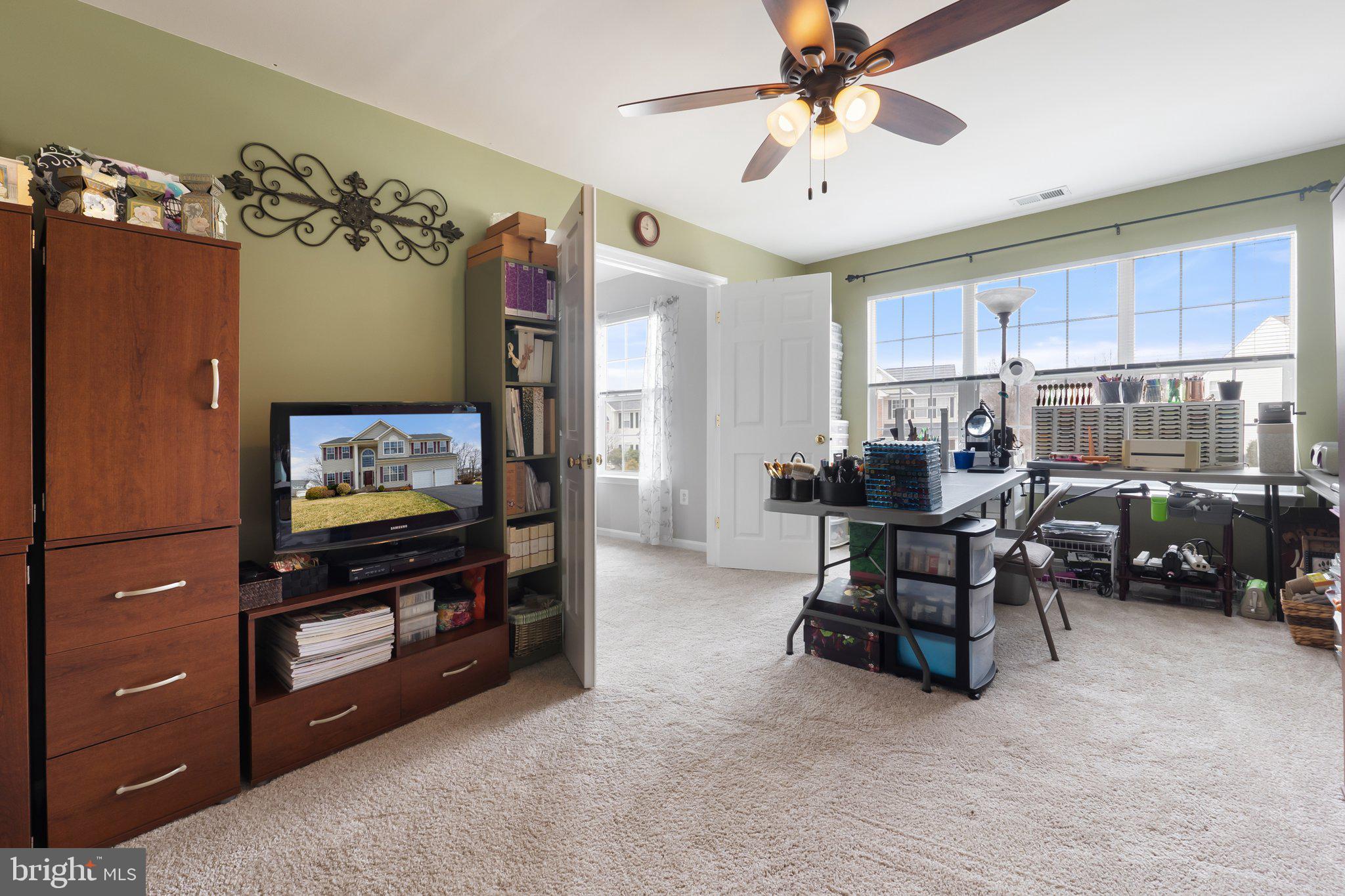 LOCUST HILL - Residential