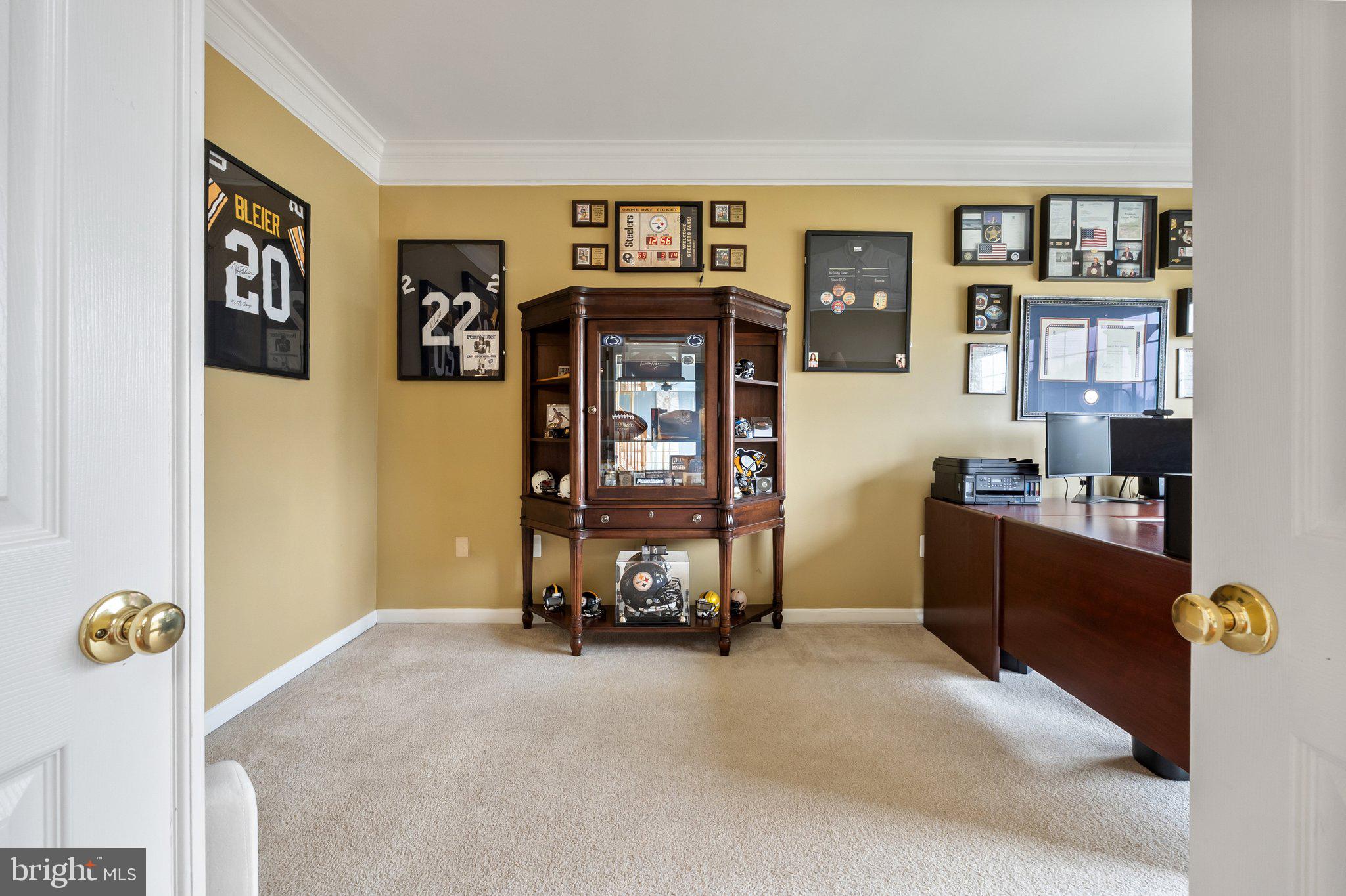 LOCUST HILL - Residential