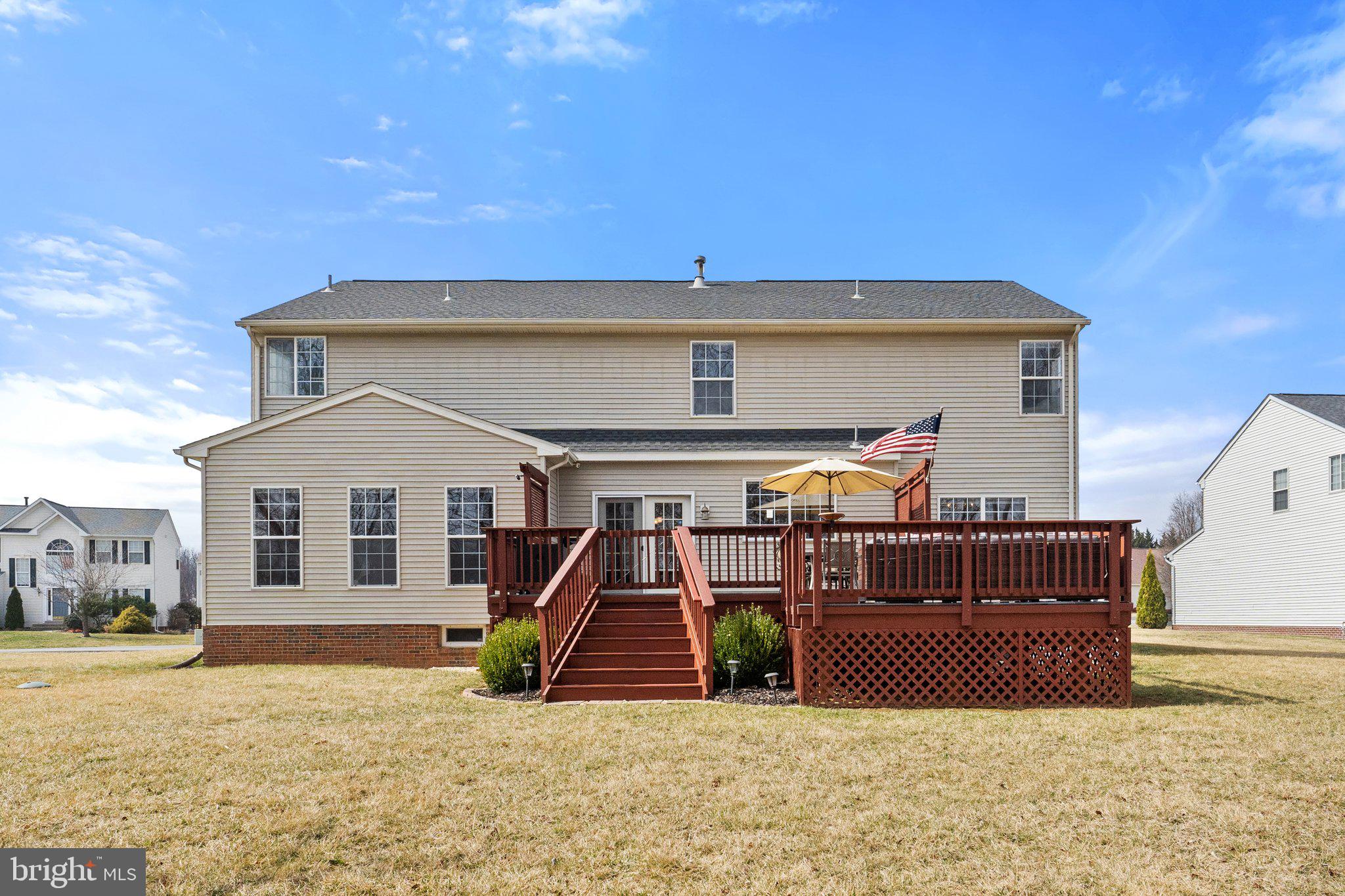 LOCUST HILL - Residential