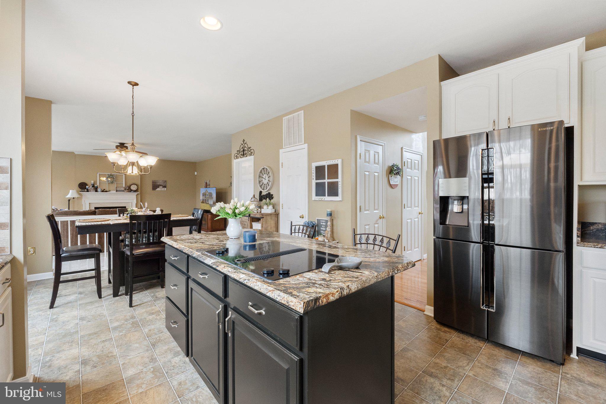 LOCUST HILL - Residential