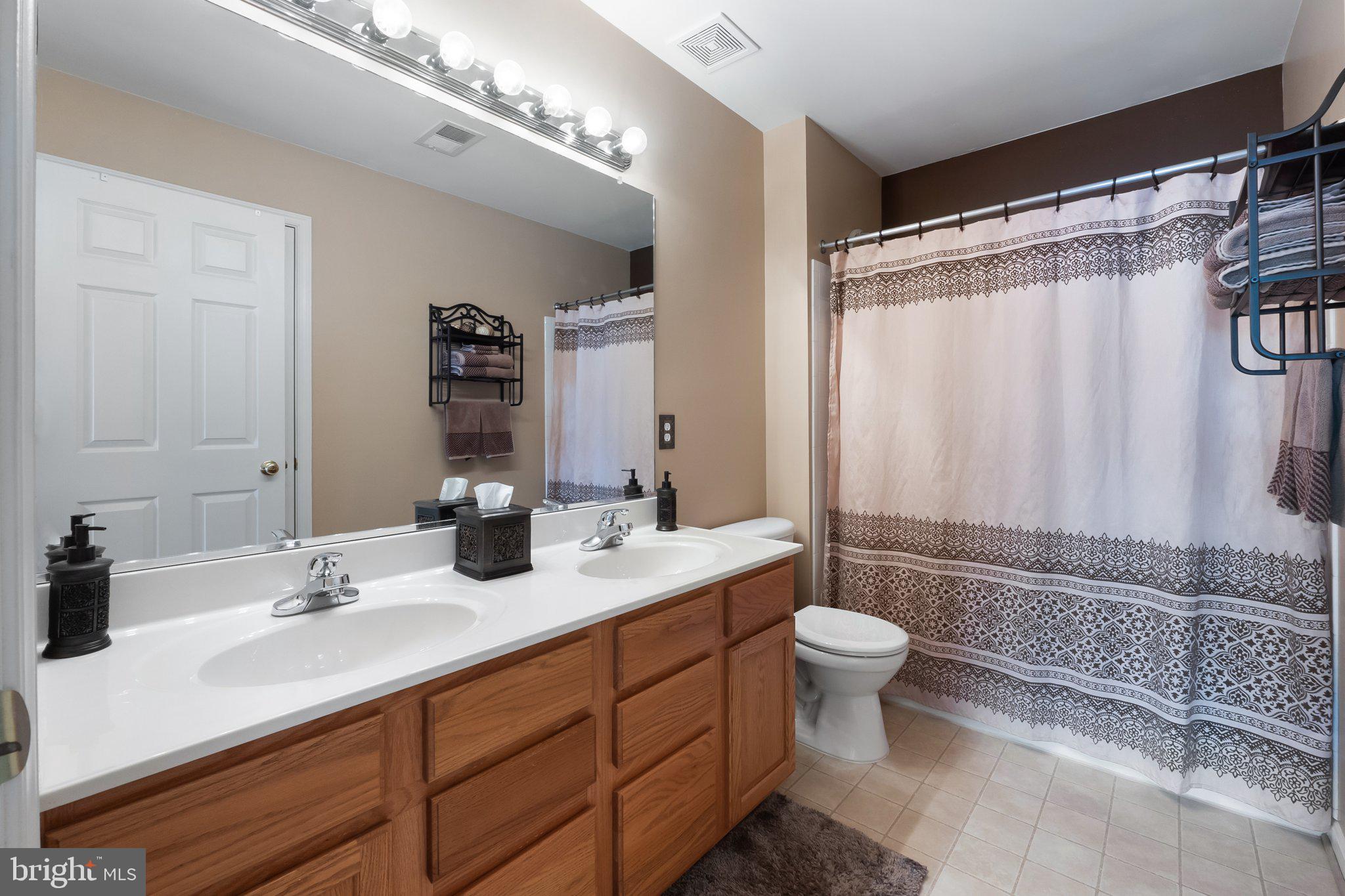 LOCUST HILL - Residential