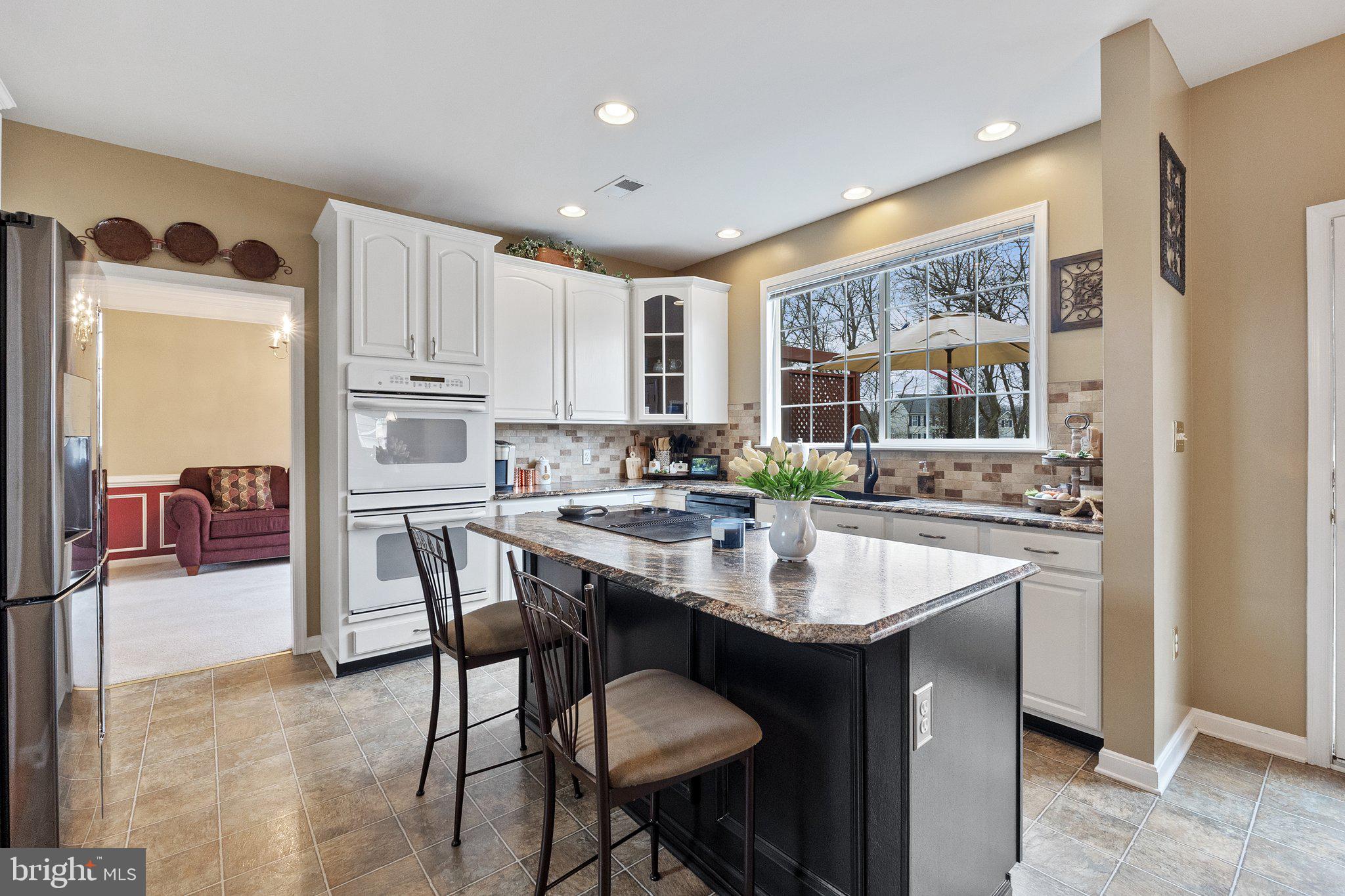 LOCUST HILL - Residential