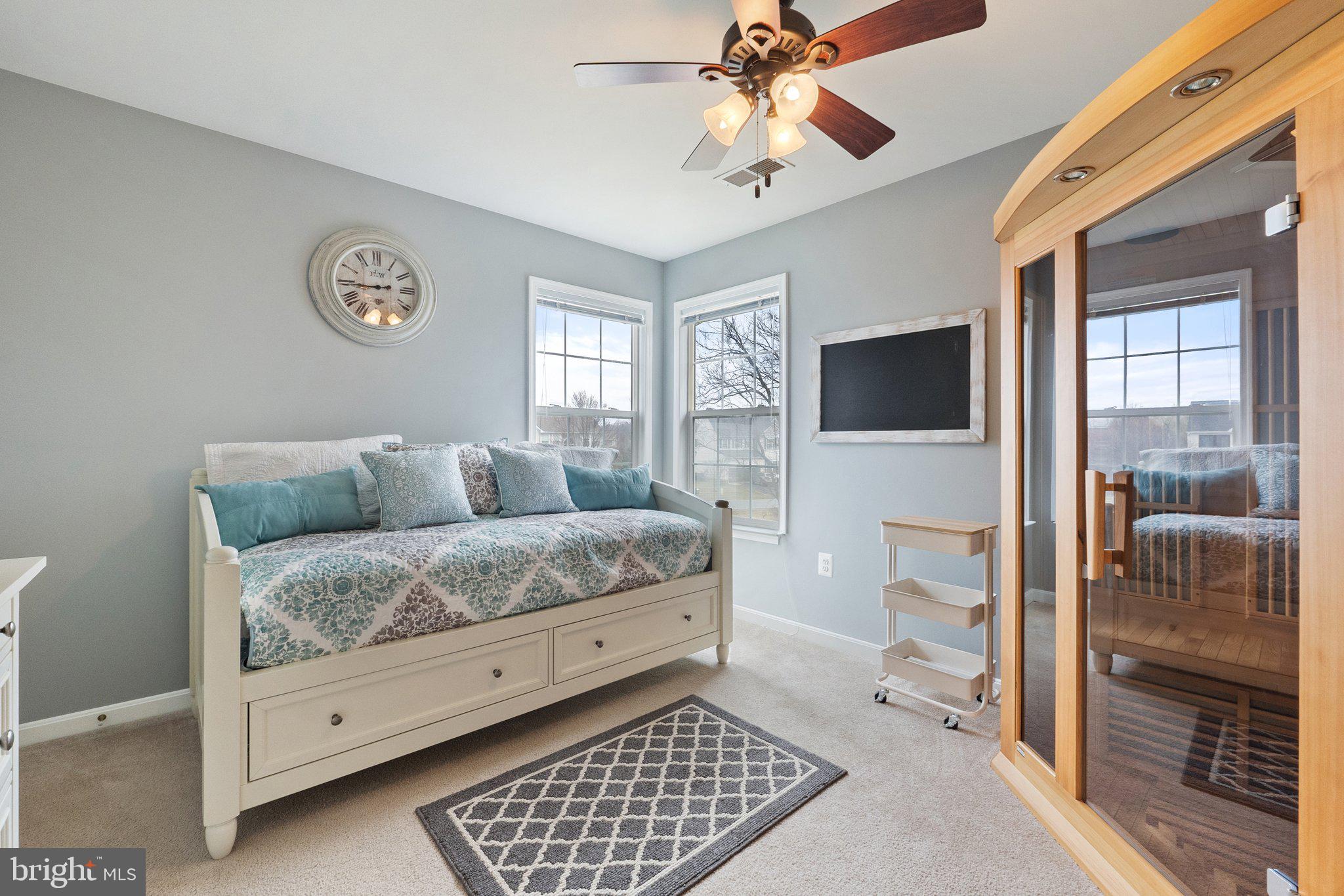 LOCUST HILL - Residential