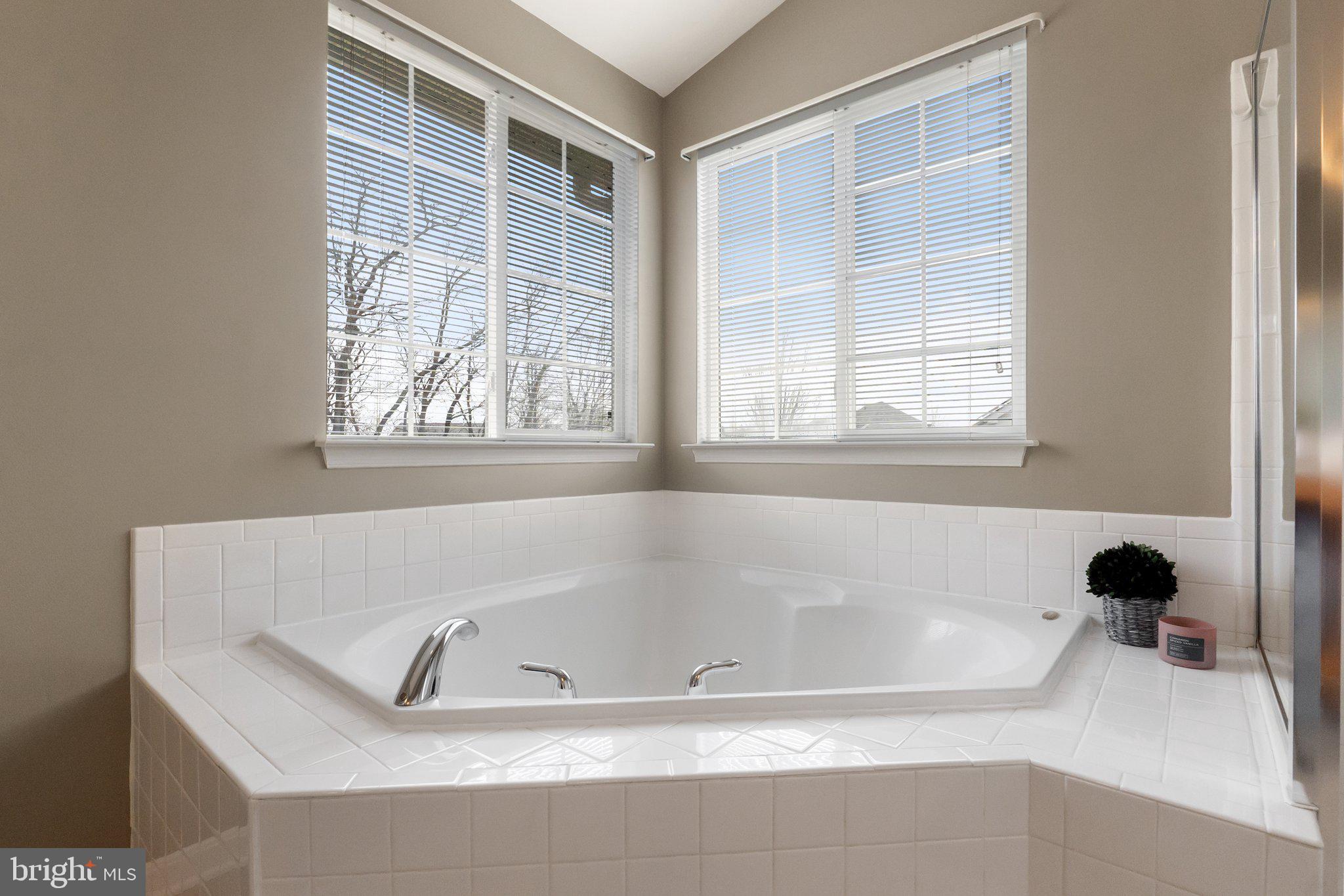 LOCUST HILL - Residential