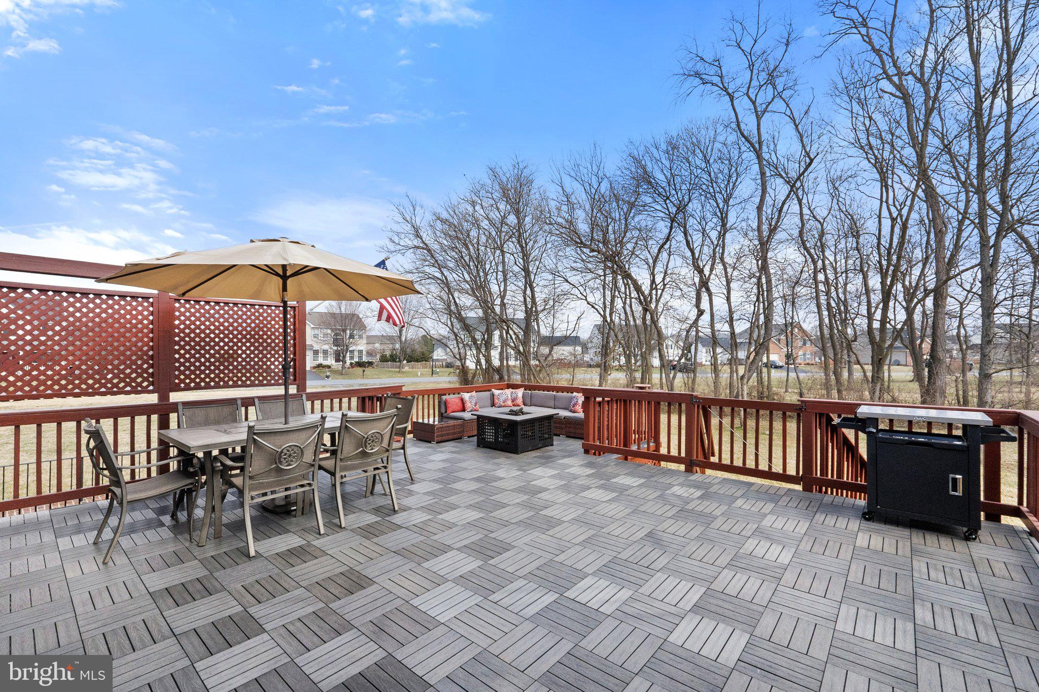 LOCUST HILL - Residential