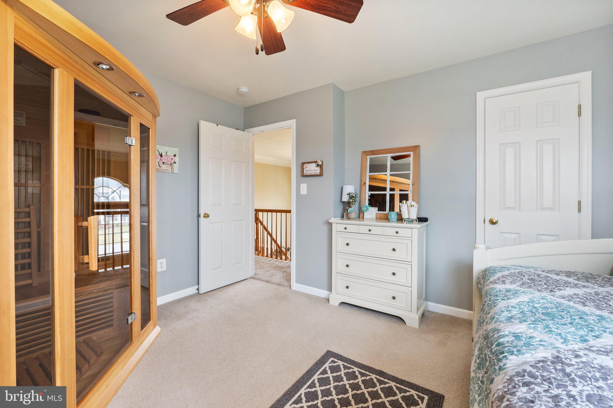 LOCUST HILL - Residential