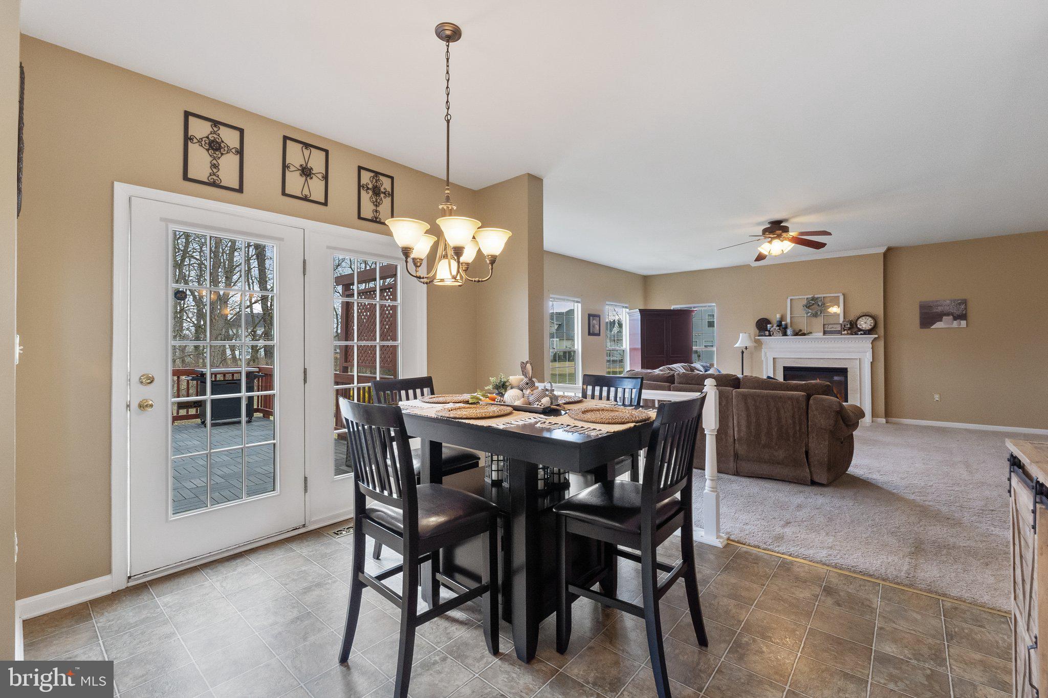 LOCUST HILL - Residential