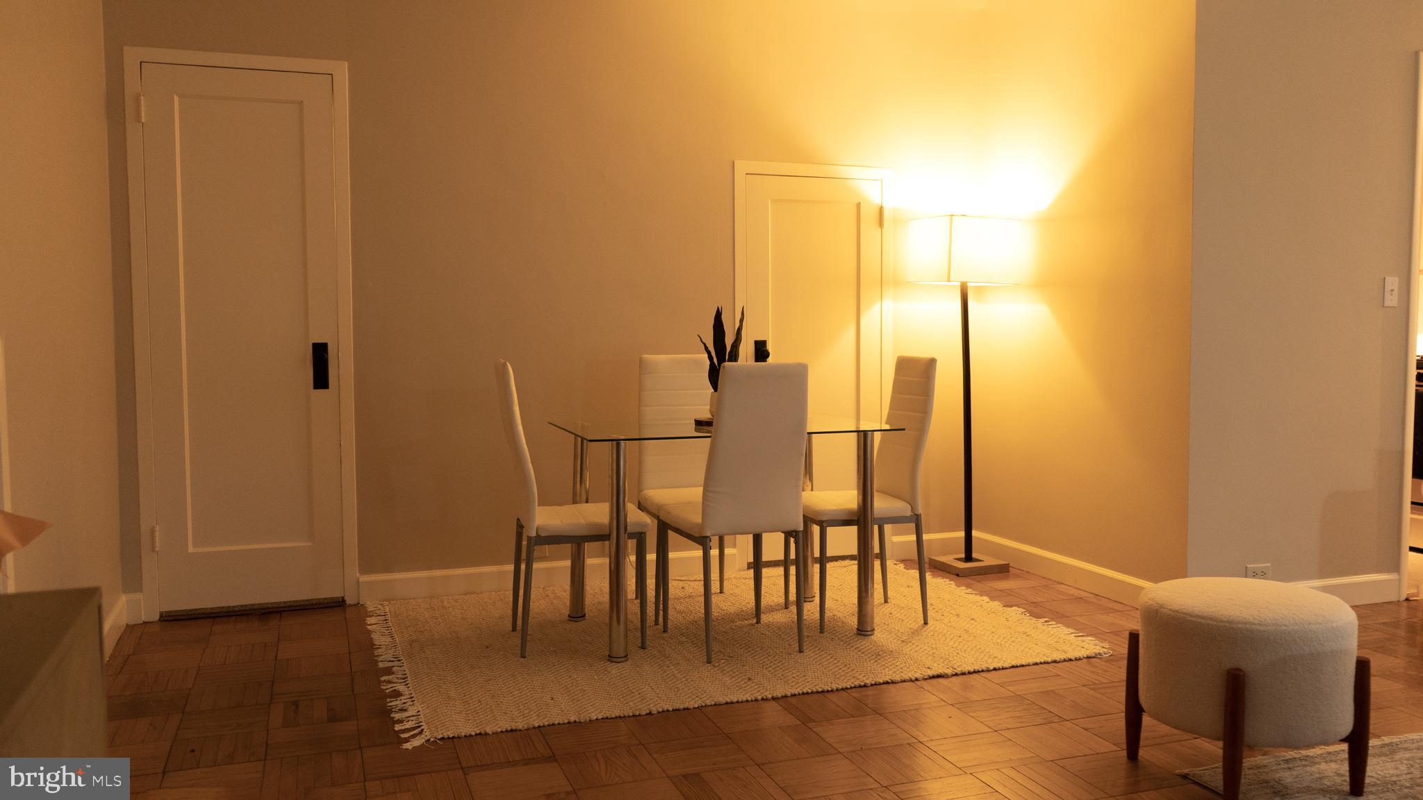 PARK FAIRFAX - Residential