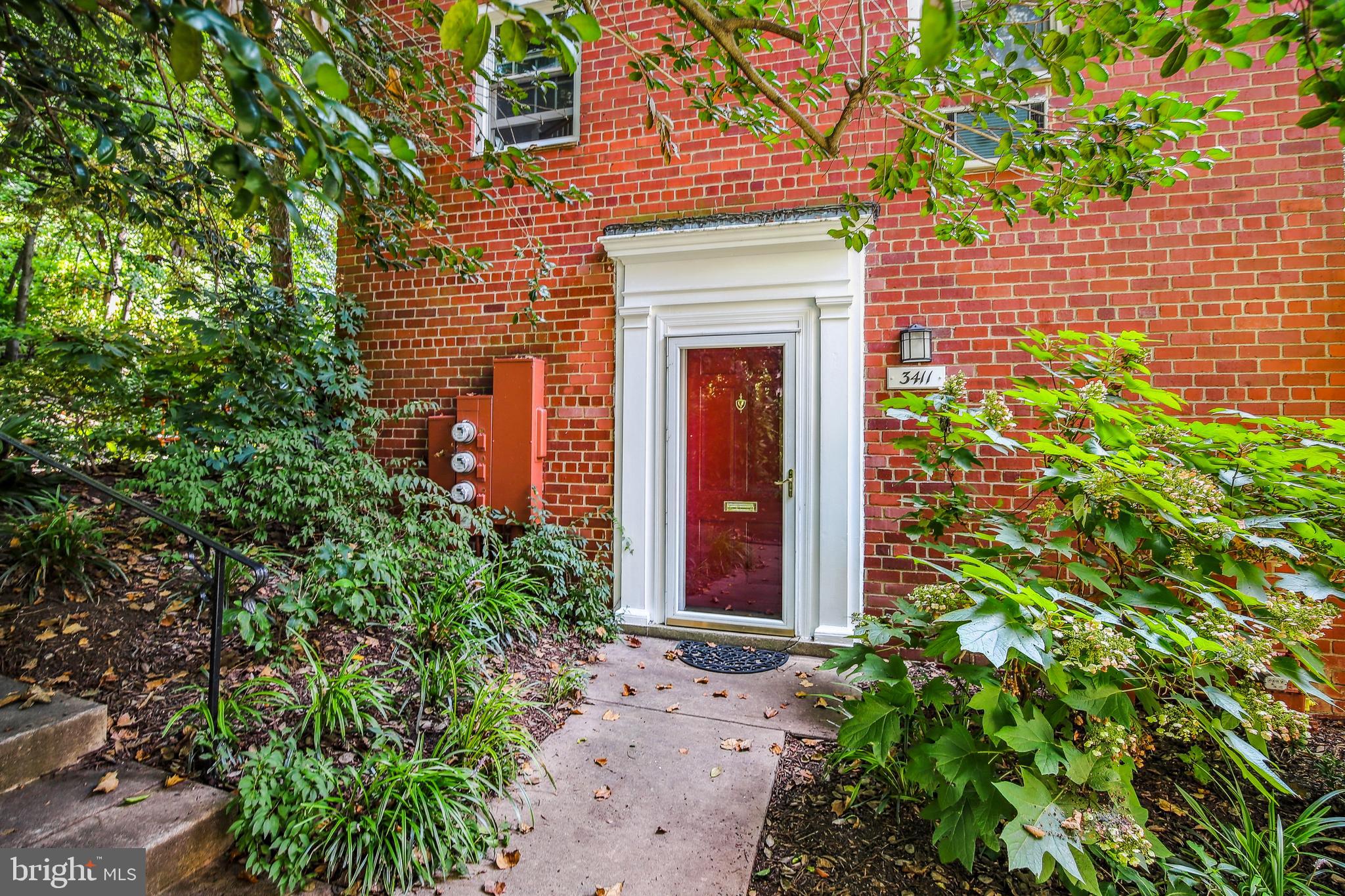 PARK FAIRFAX - Residential