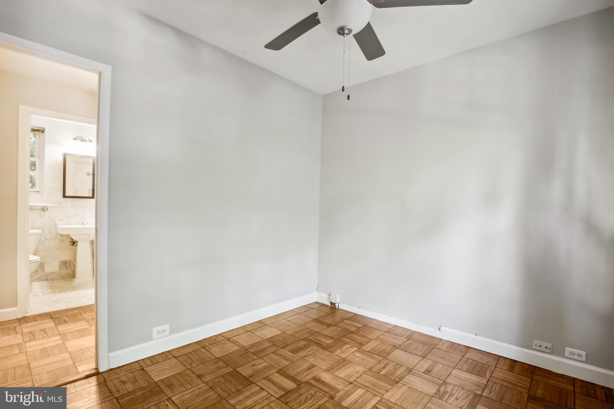 PARK FAIRFAX - Residential