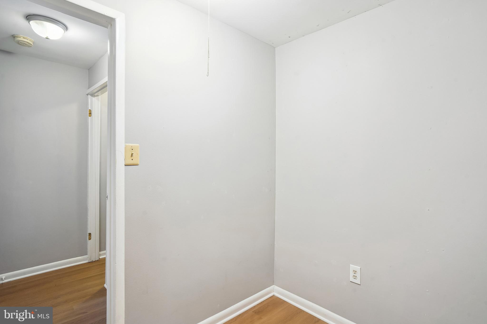 FAIRLAND - Residential Lease