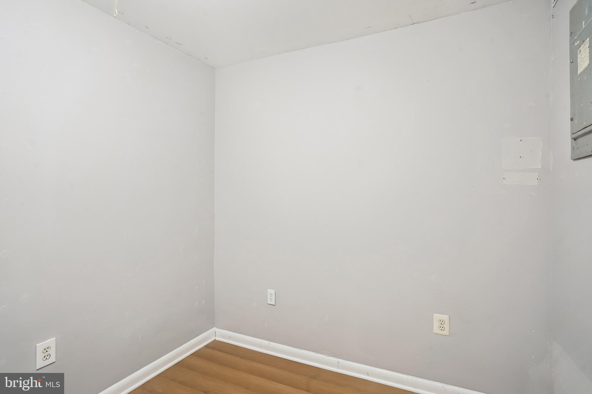 FAIRLAND - Residential Lease