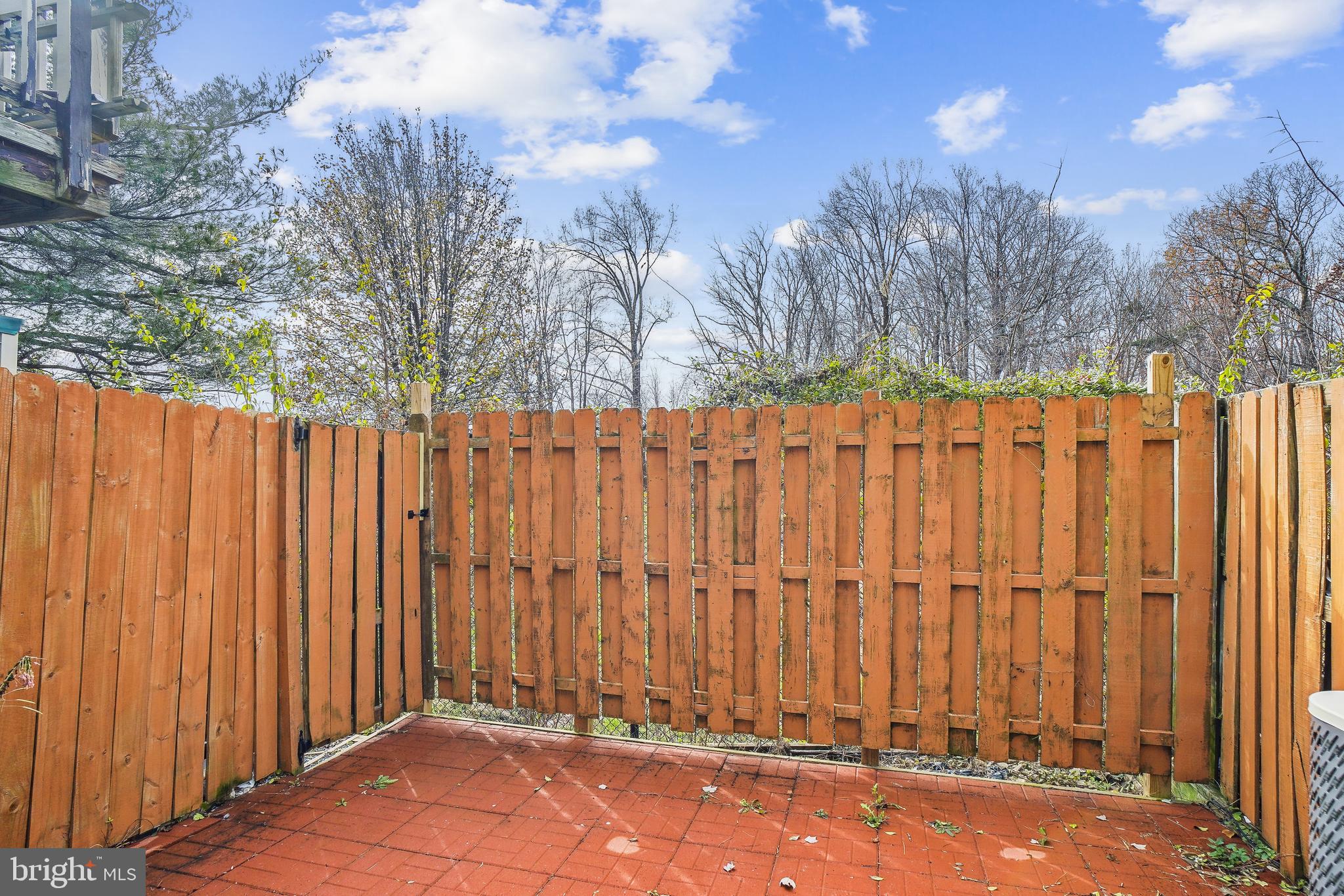 FAIRLAND - Residential Lease