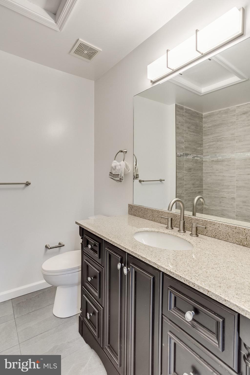 MARLTON TOWN CENTER - Residential