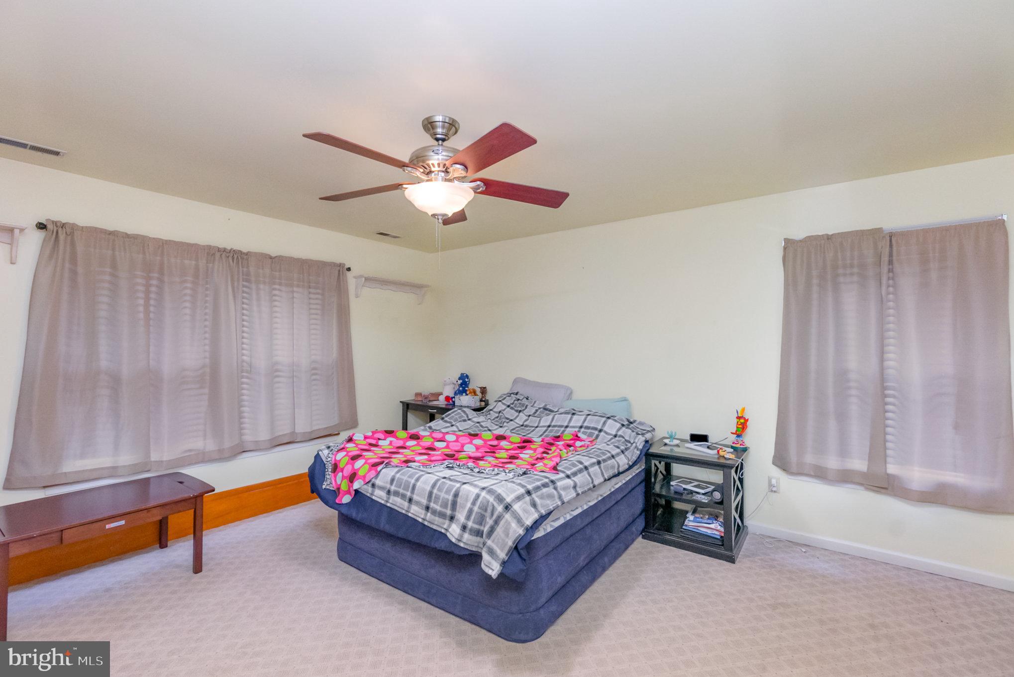 PERRYVILLE - Residential