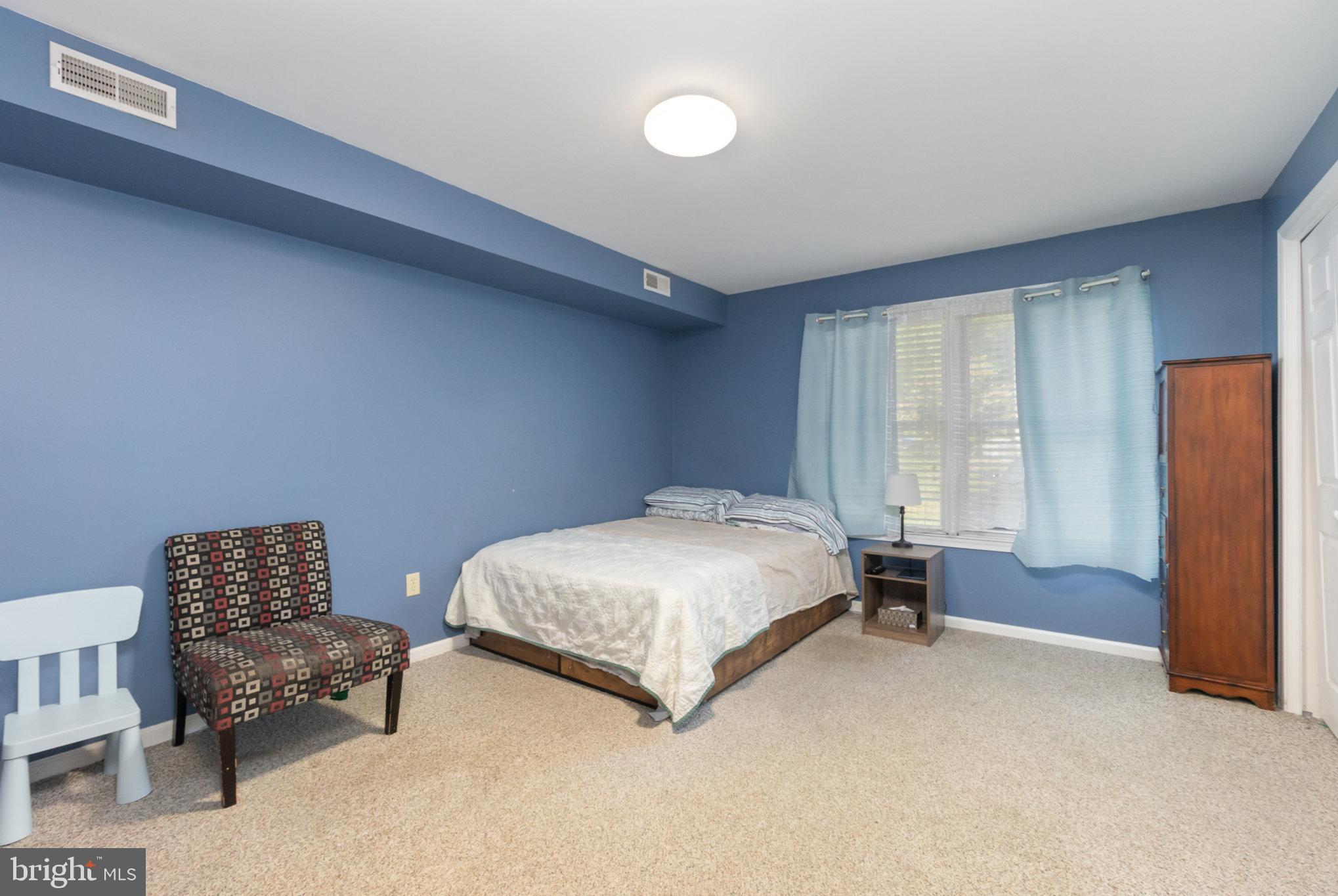 PERRYVILLE - Residential