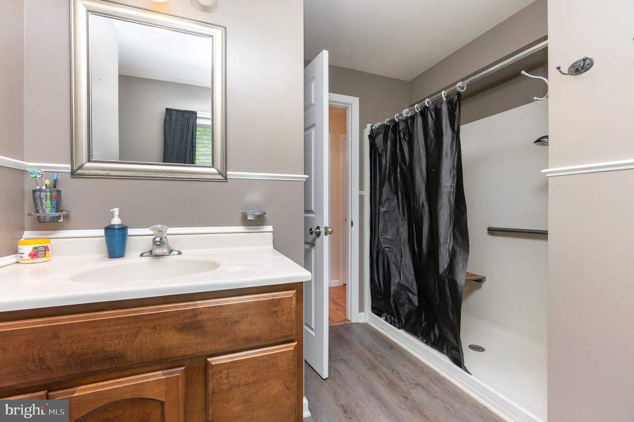 PERRYVILLE - Residential