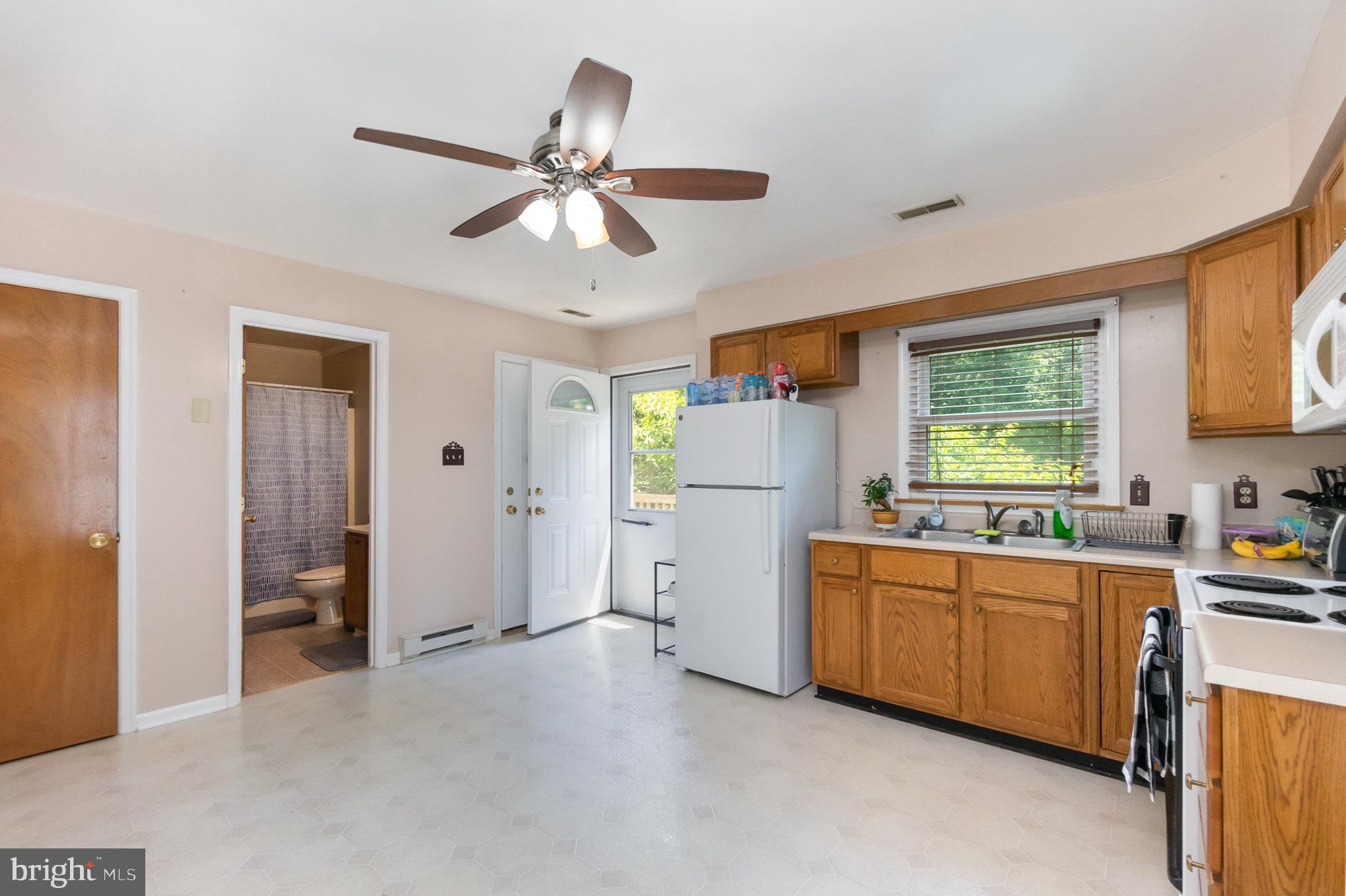 PERRYVILLE - Residential