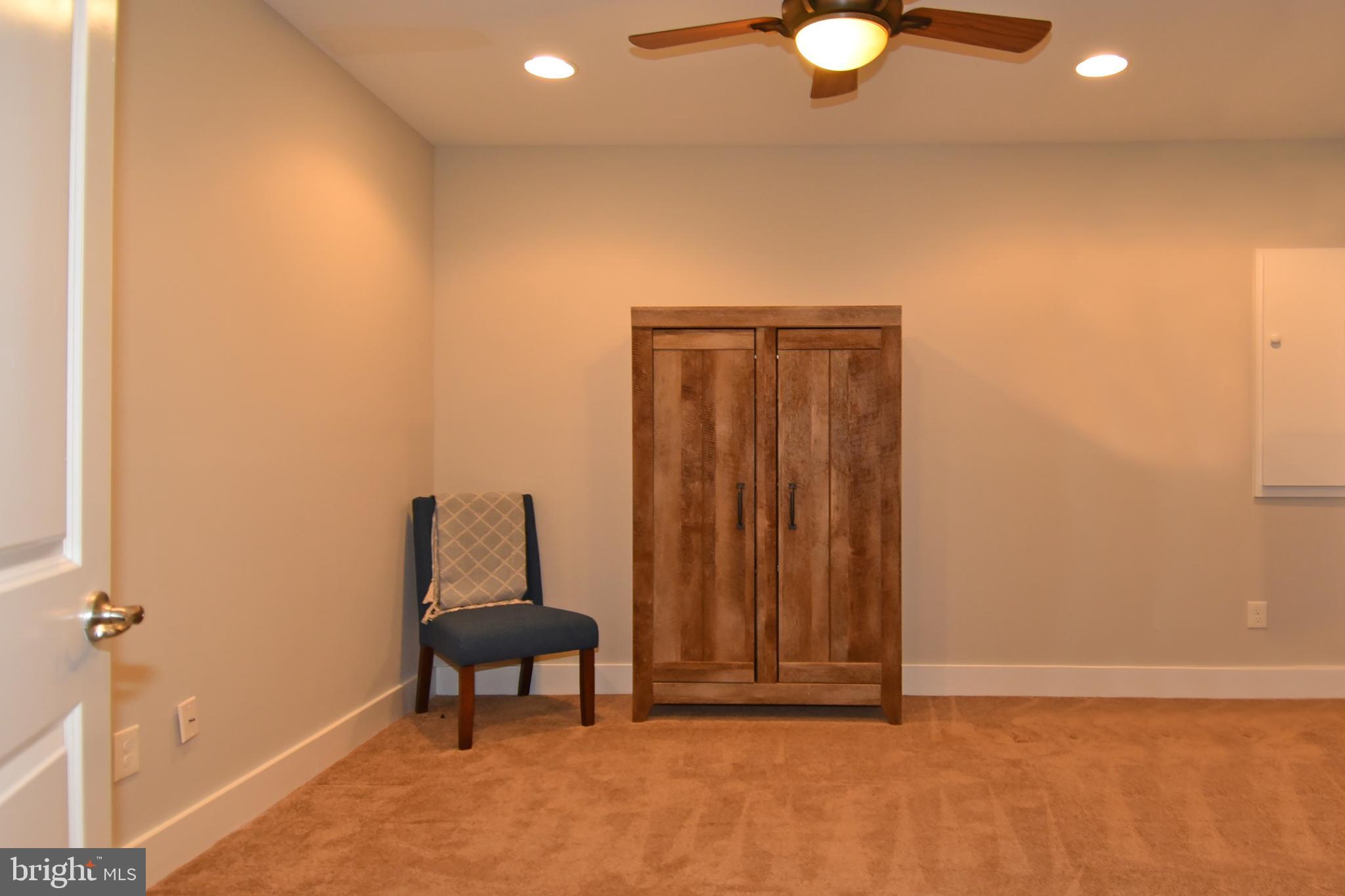 POTOMAC SHORES - Residential