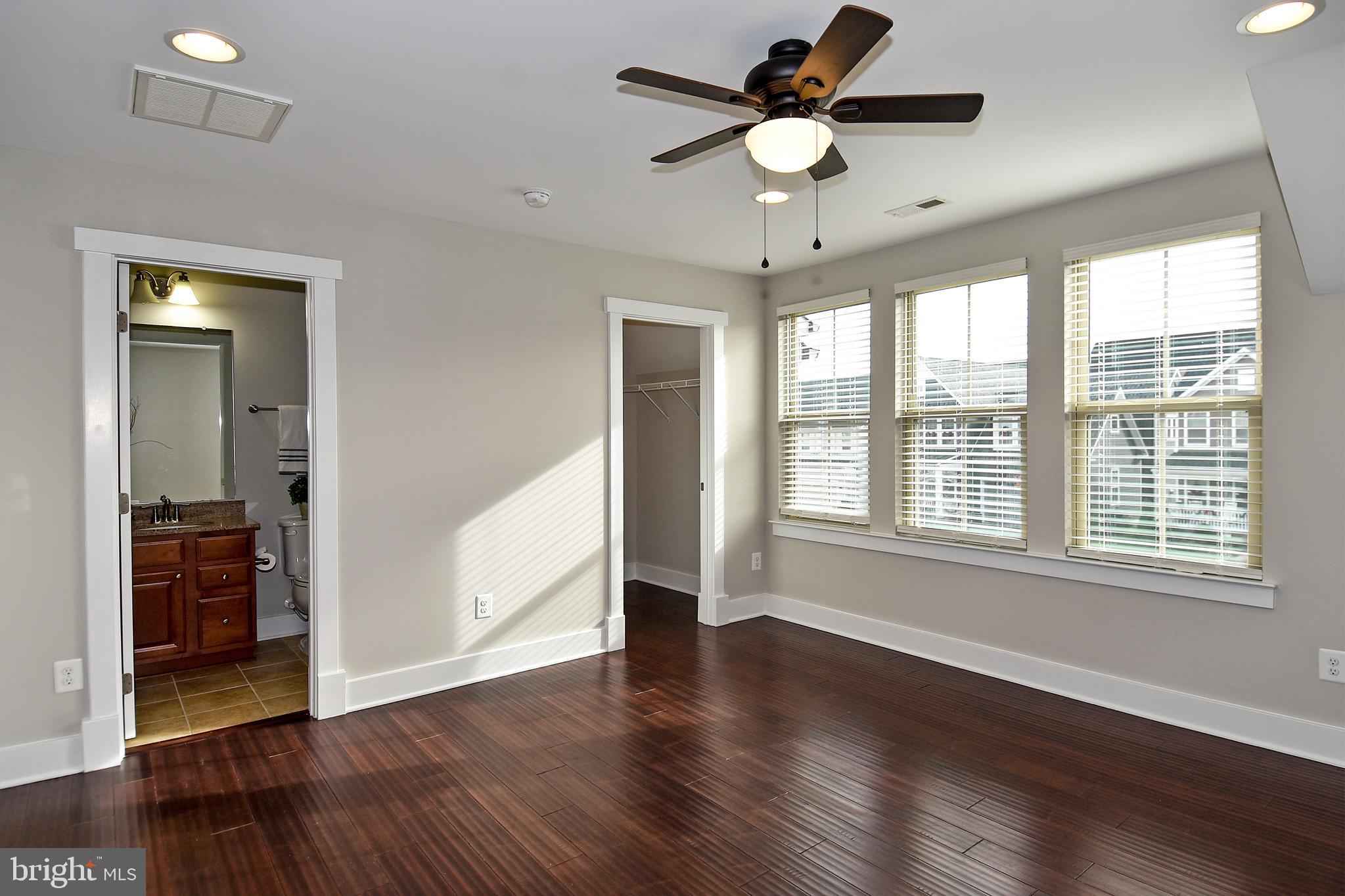 POTOMAC SHORES - Residential