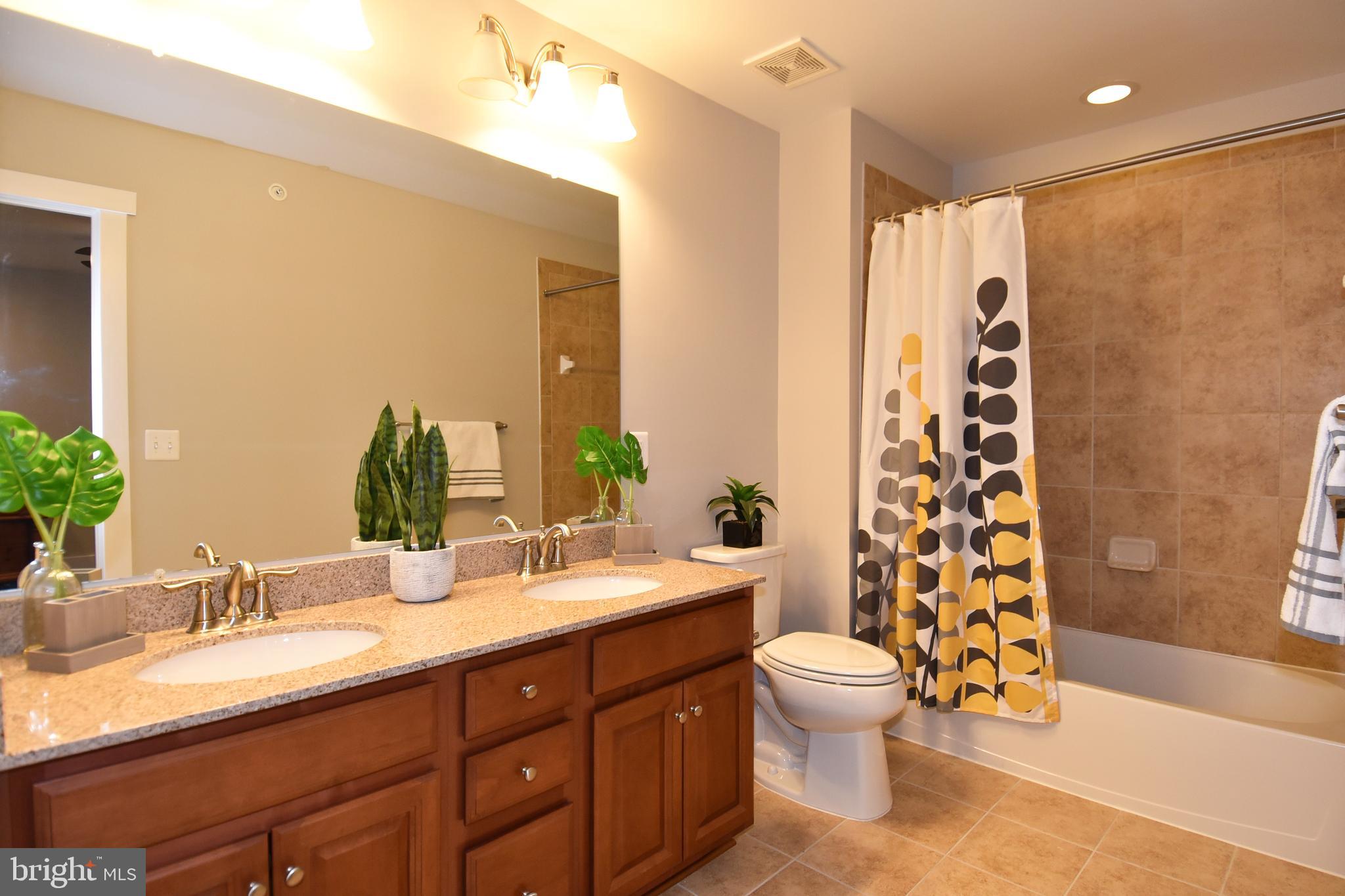 POTOMAC SHORES - Residential