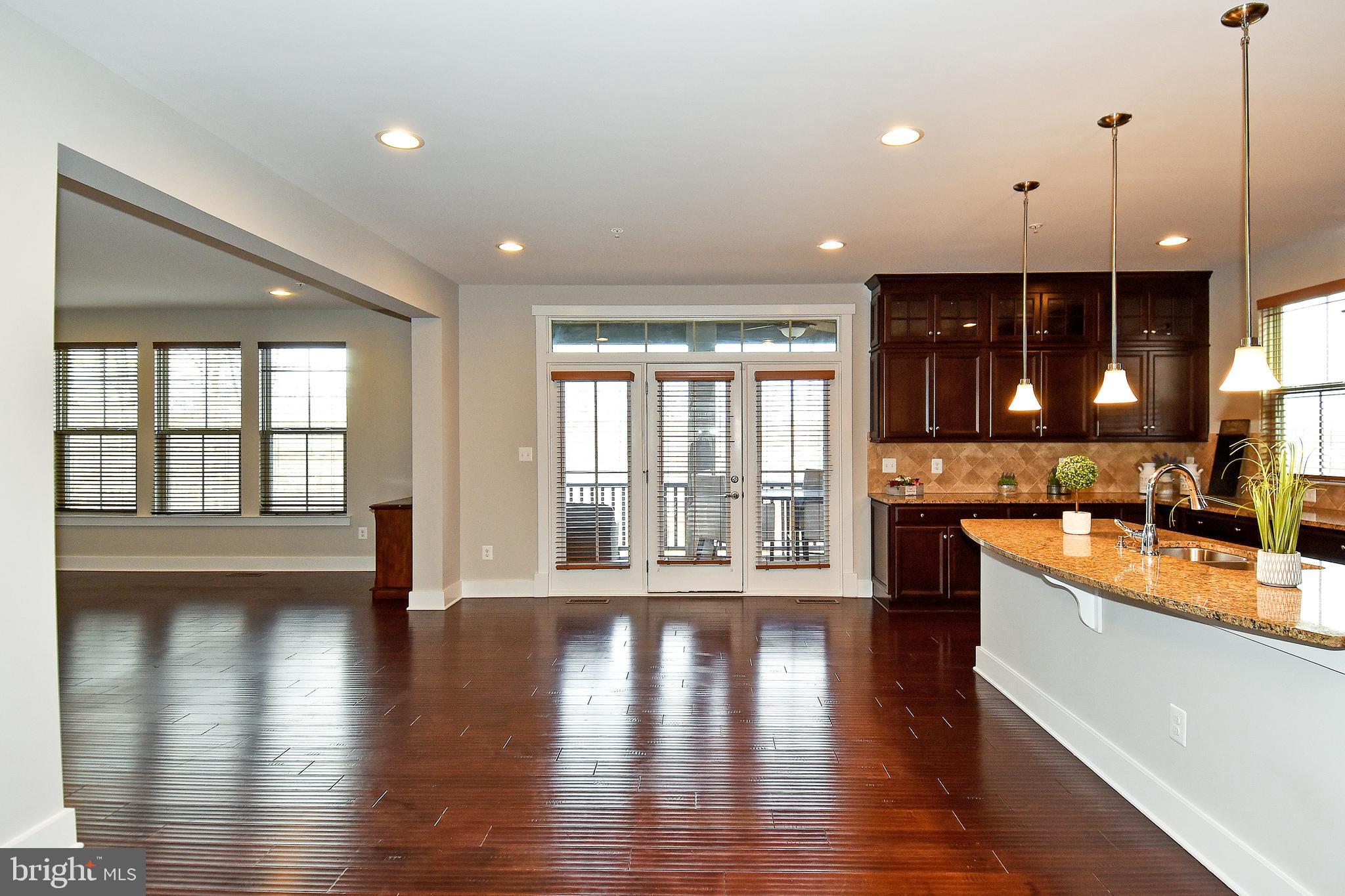 POTOMAC SHORES - Residential