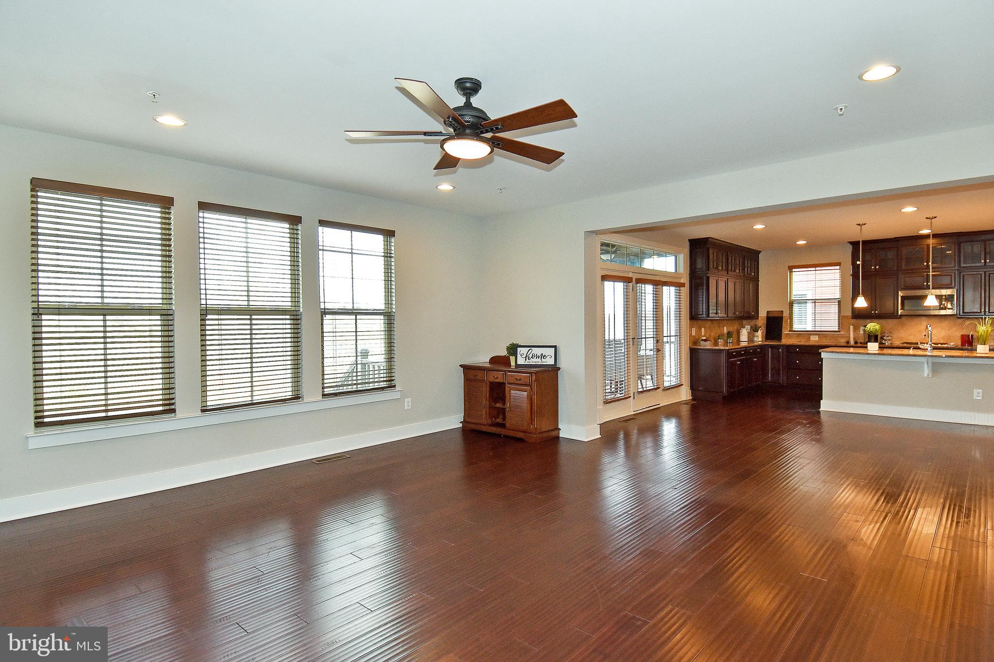 POTOMAC SHORES - Residential