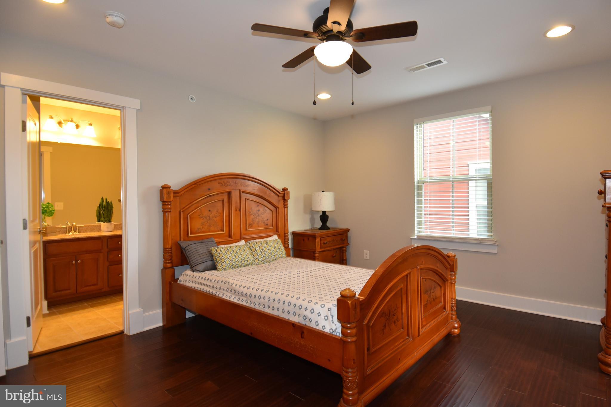 POTOMAC SHORES - Residential