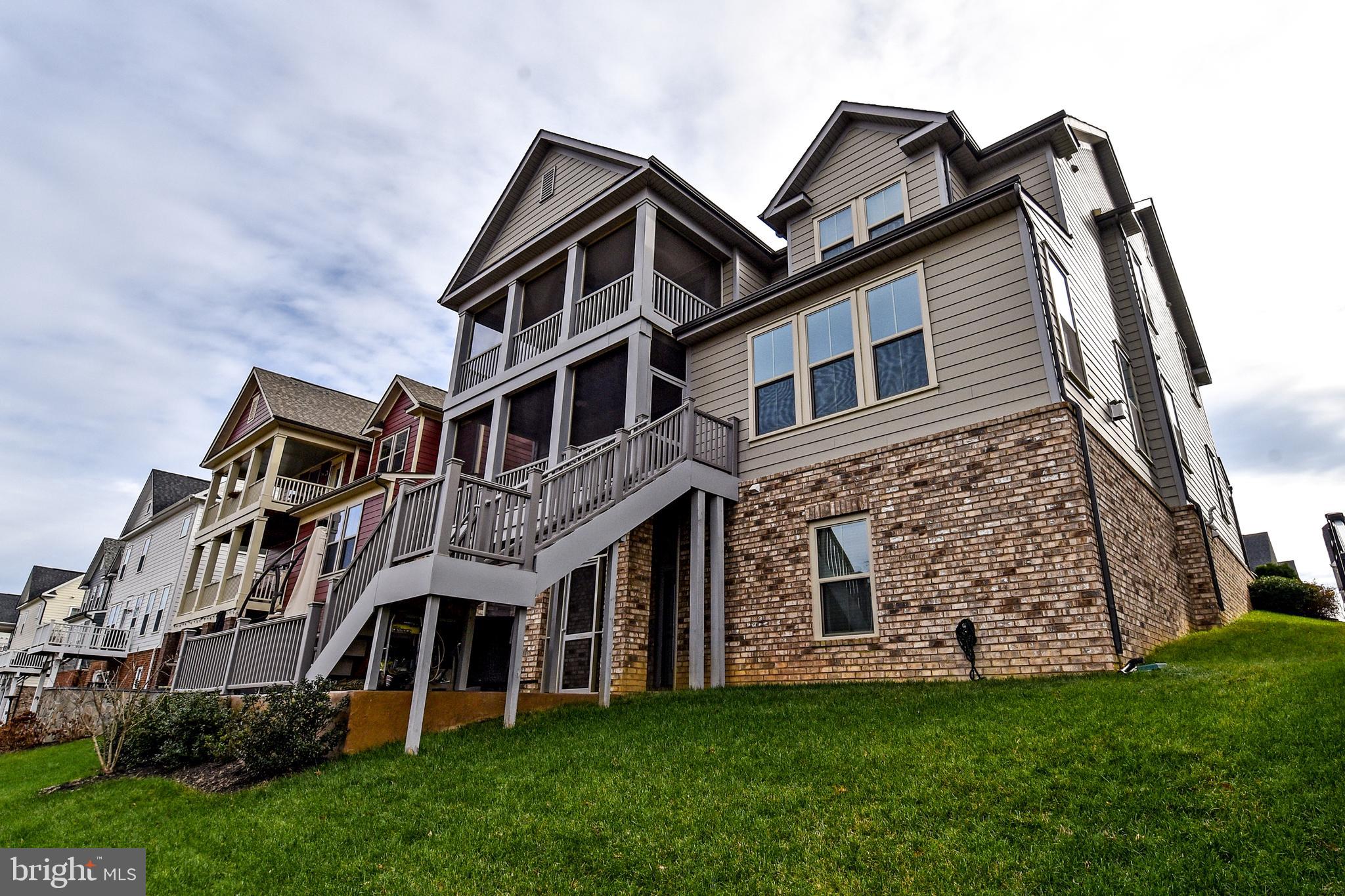 POTOMAC SHORES - Residential