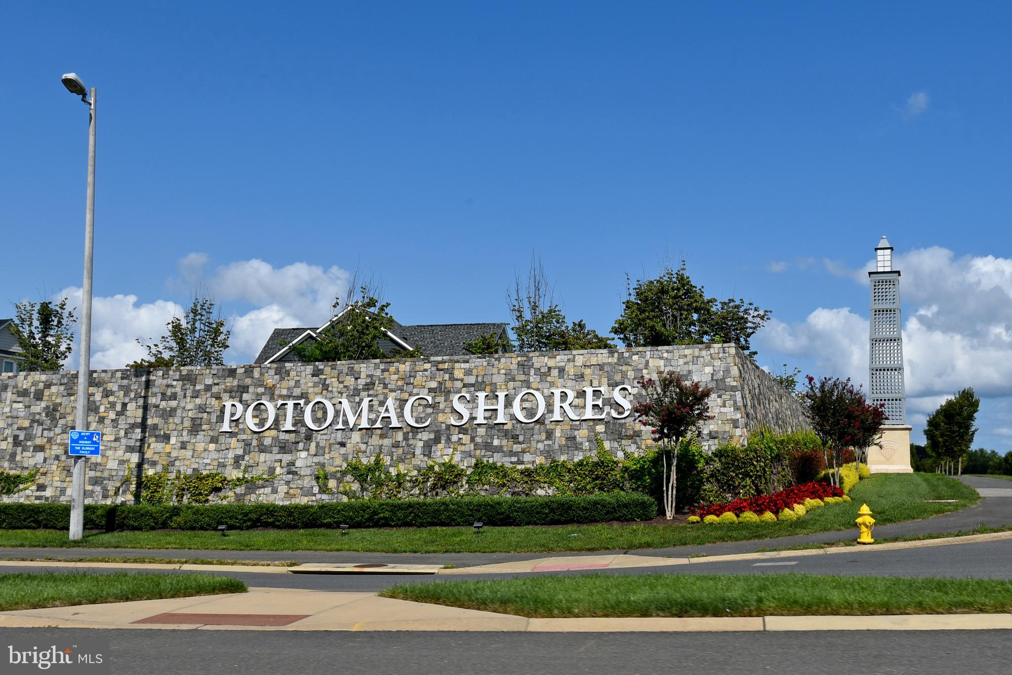 POTOMAC SHORES - Residential