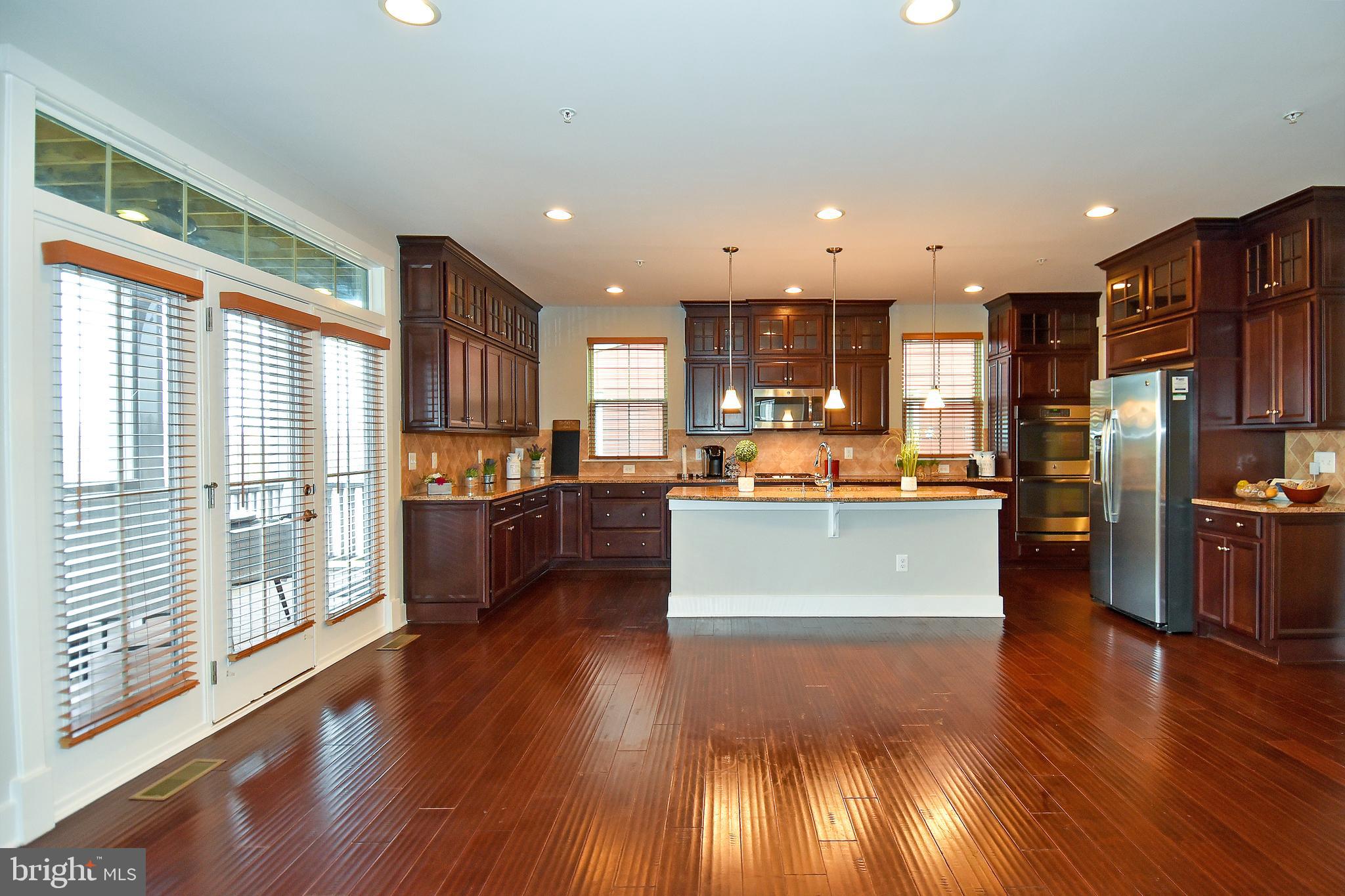 POTOMAC SHORES - Residential