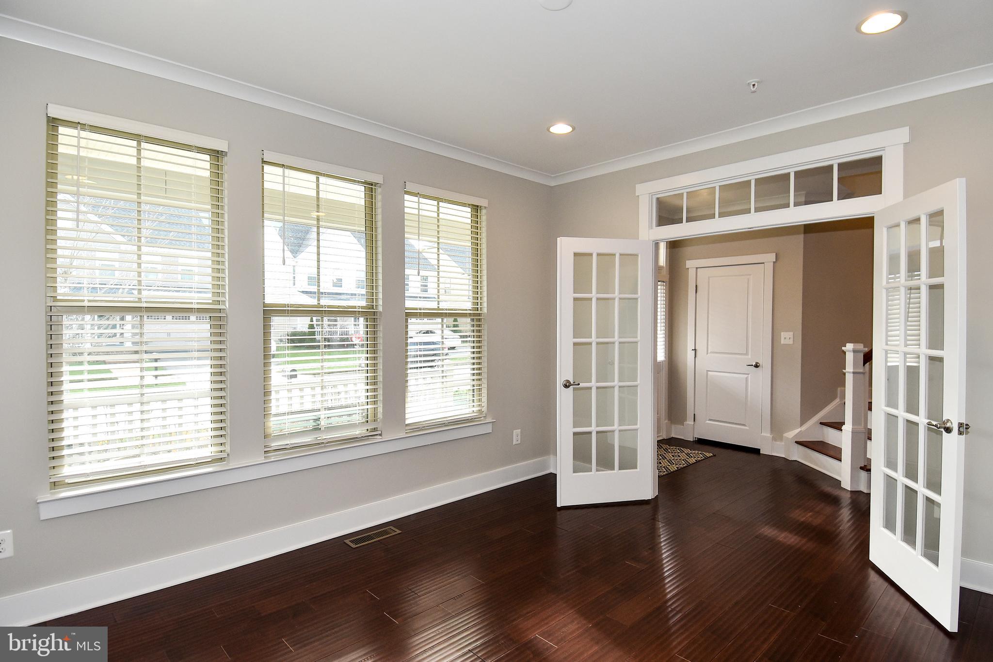 POTOMAC SHORES - Residential