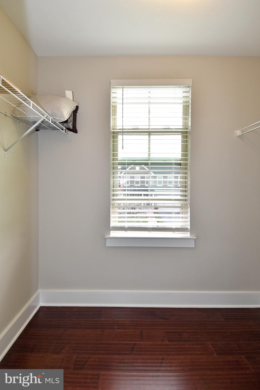 POTOMAC SHORES - Residential