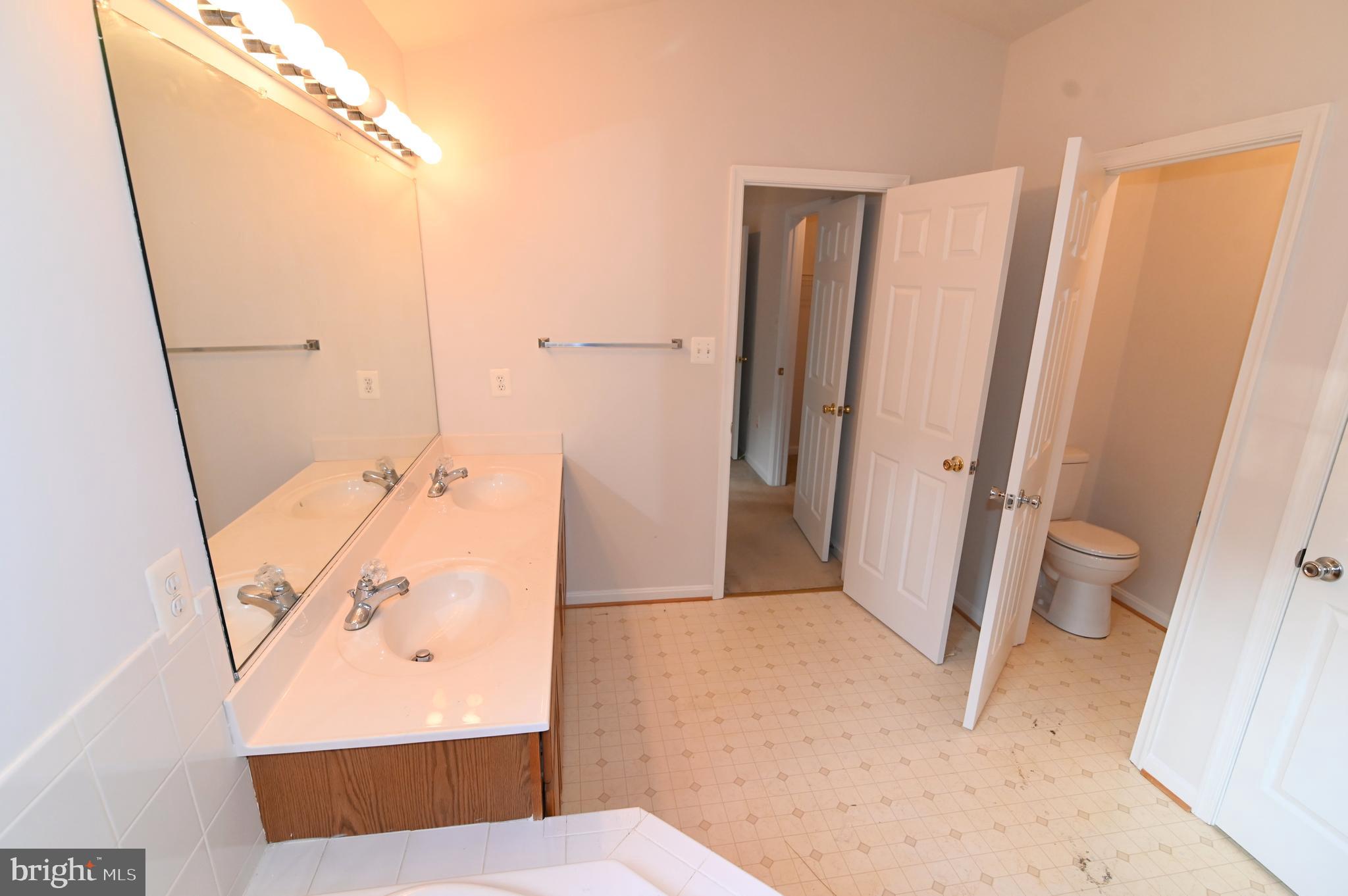 HIGHGROVE - Residential