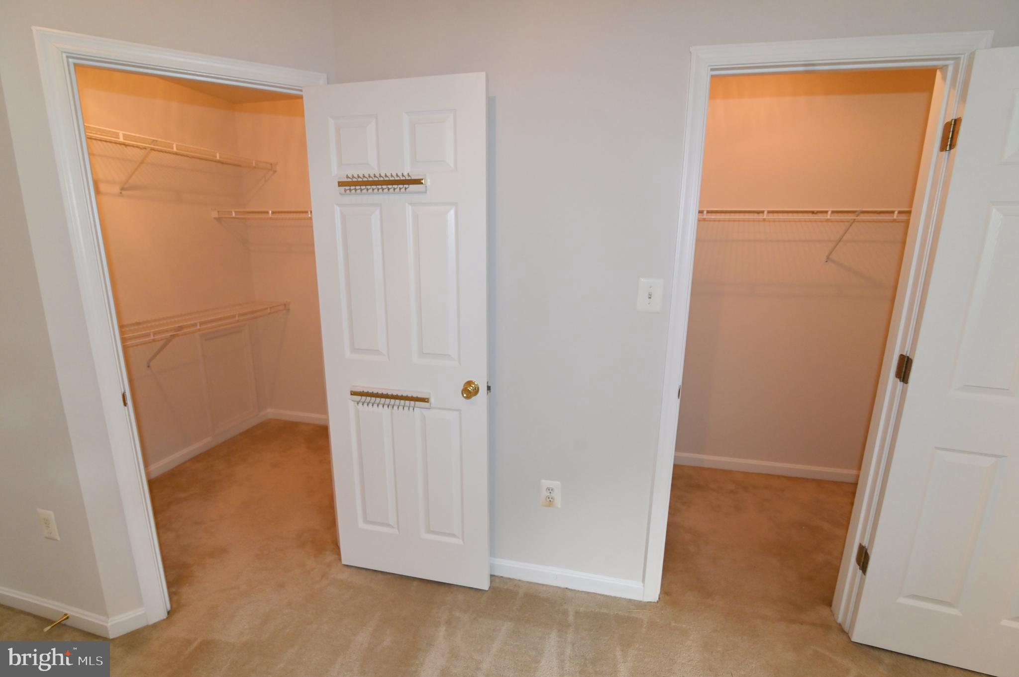 HIGHGROVE - Residential