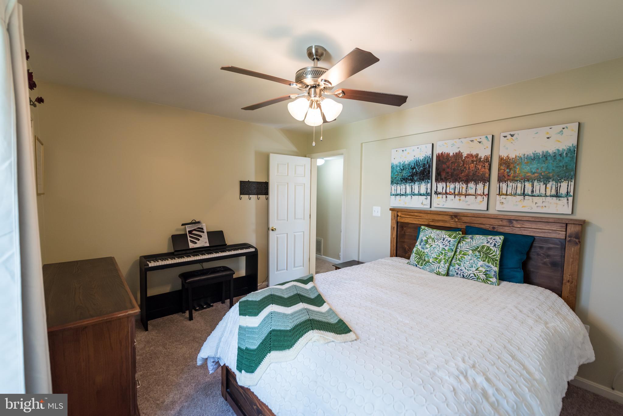 STRATFORD PLACE - Residential