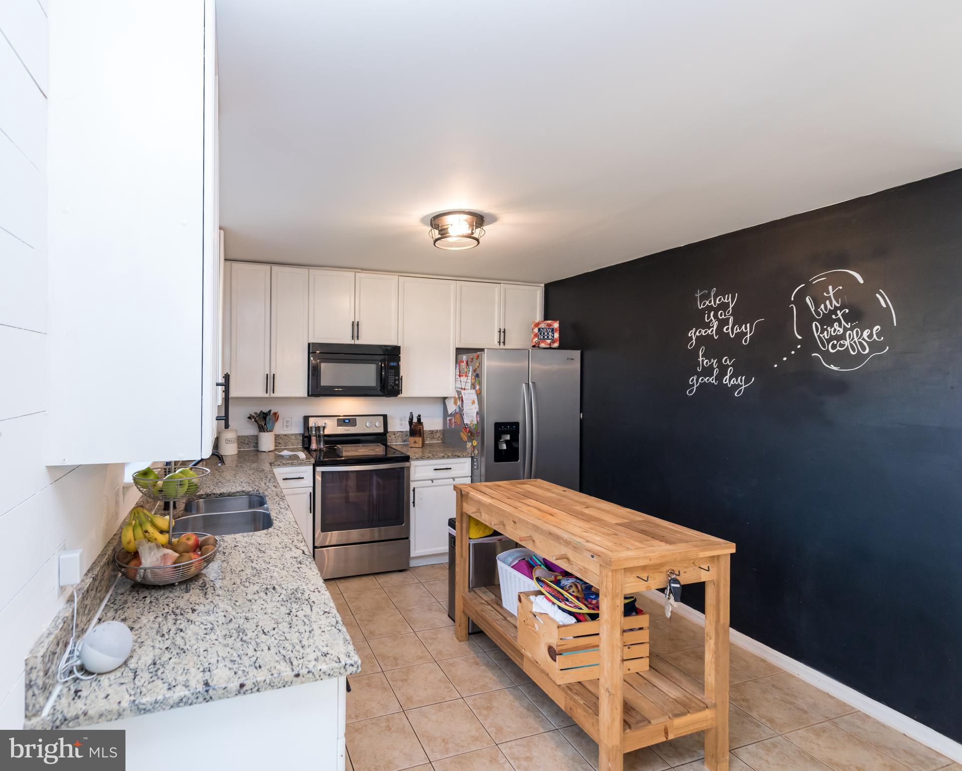 STRATFORD PLACE - Residential