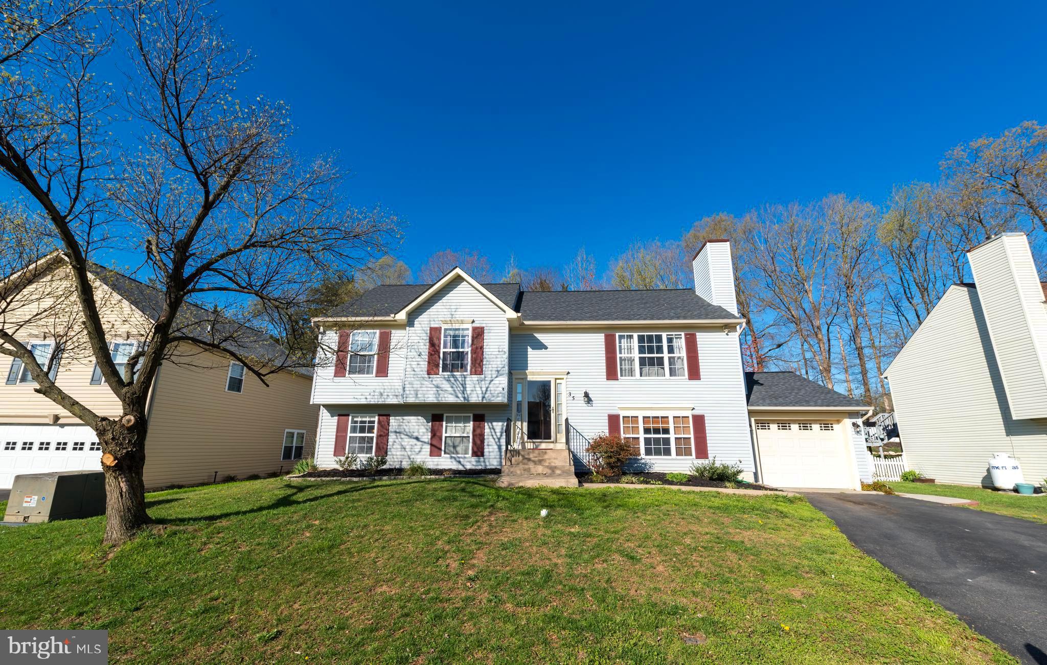 STRATFORD PLACE - Residential