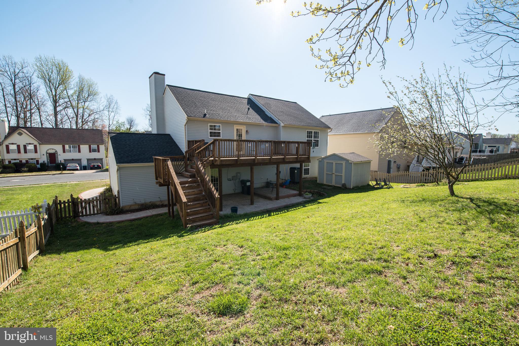 STRATFORD PLACE - Residential