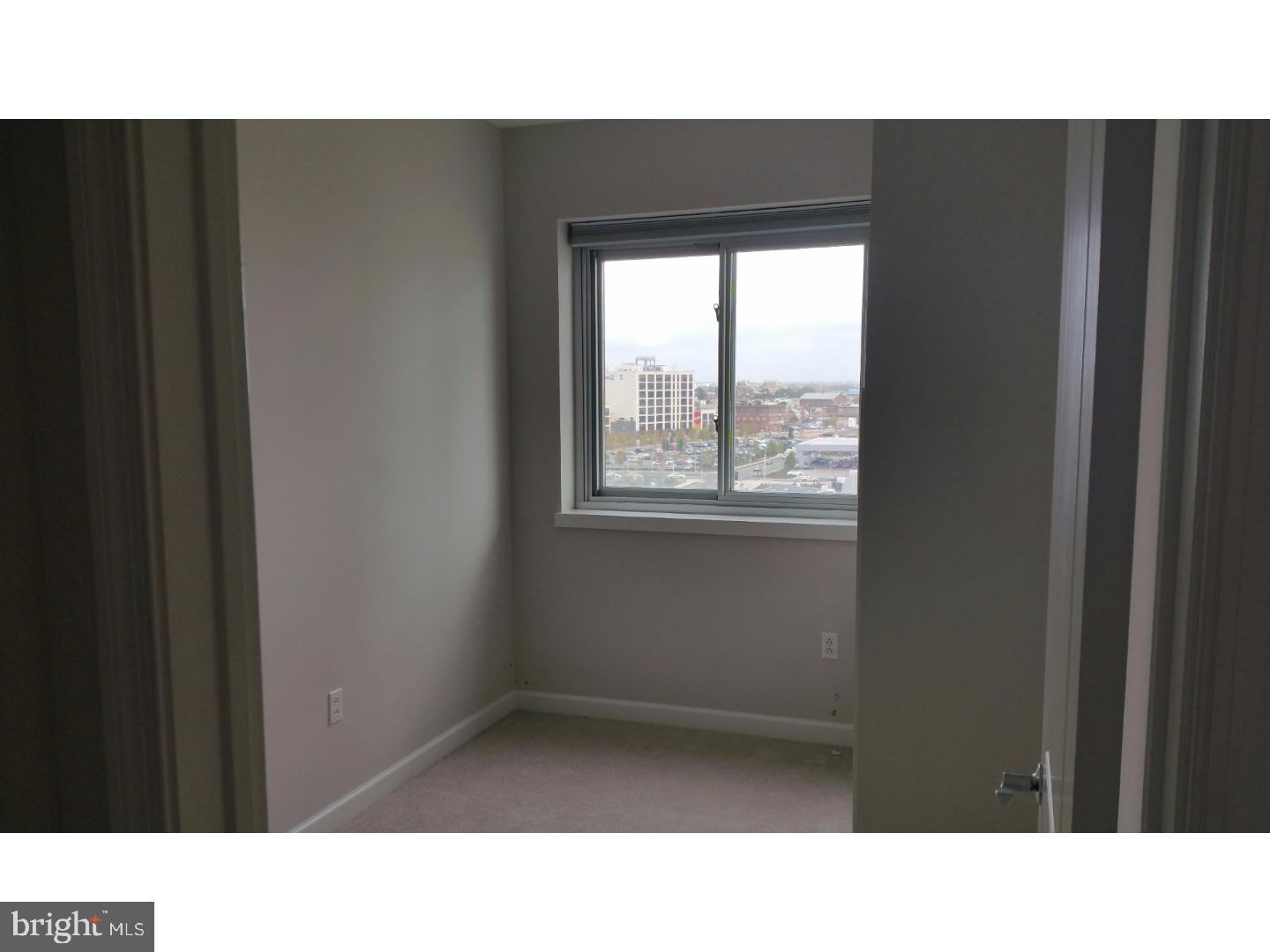 WATERFRONT SQUARE - Residential Lease